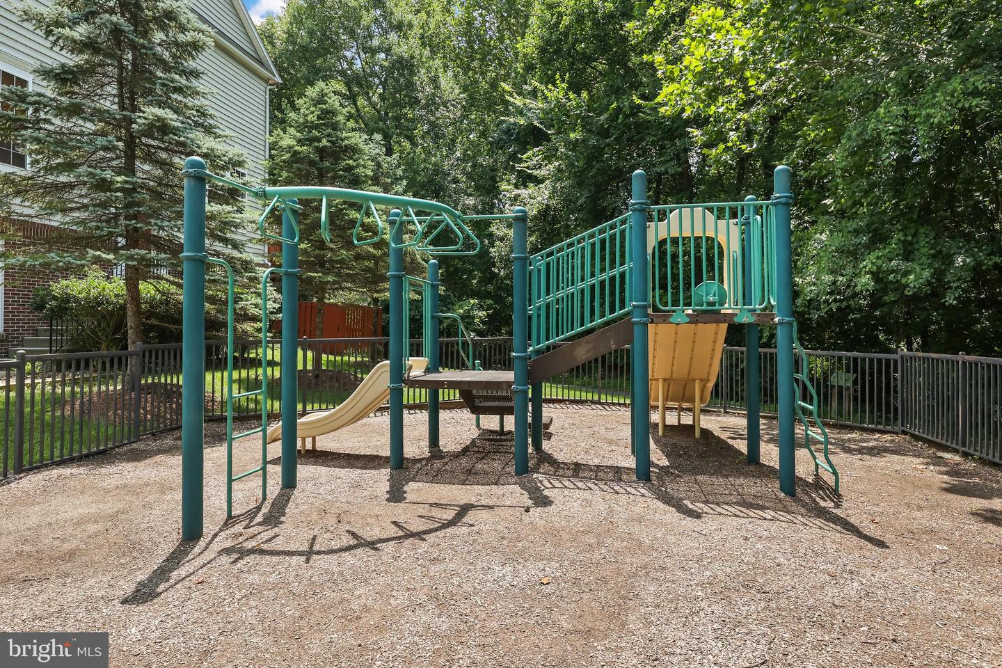 4101 RIVER FORTH DR, FAIRFAX, Virginia 22030, 3 Bedrooms Bedrooms, ,2 BathroomsBathrooms,Residential,For sale,4101 RIVER FORTH DR,VAFX2257592 MLS # VAFX2257592