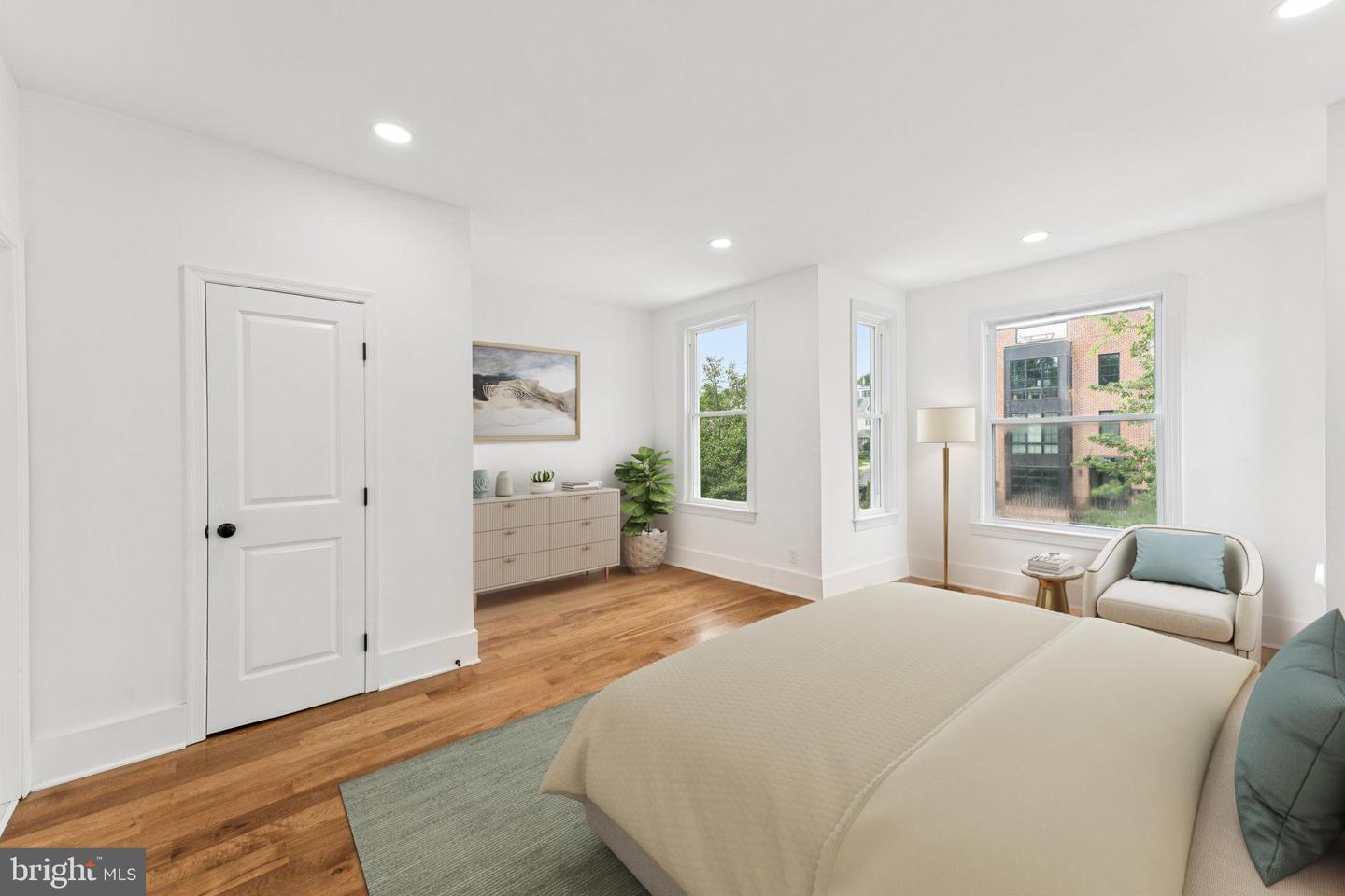 2105 4TH ST NE, WASHINGTON, District Of Columbia 20002, 4 Bedrooms Bedrooms, ,2 BathroomsBathrooms,Residential,For sale,2105 4TH ST NE,DCDC2212088 MLS # DCDC2212088