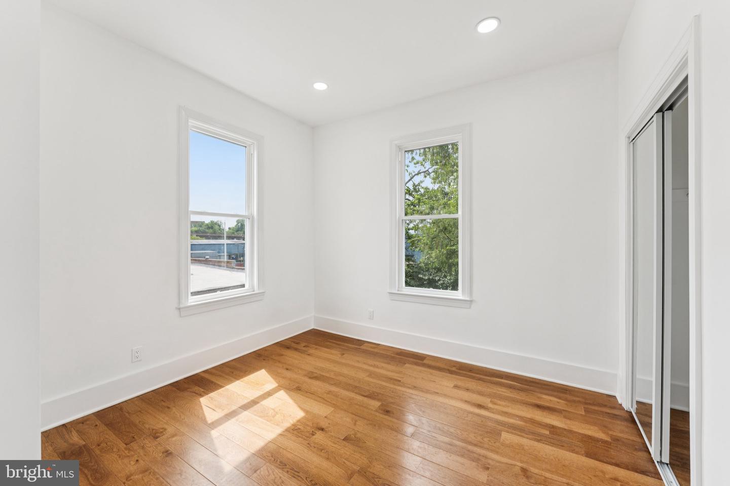 2105 4TH ST NE, WASHINGTON, District Of Columbia 20002, 4 Bedrooms Bedrooms, ,2 BathroomsBathrooms,Residential,For sale,2105 4TH ST NE,DCDC2212088 MLS # DCDC2212088