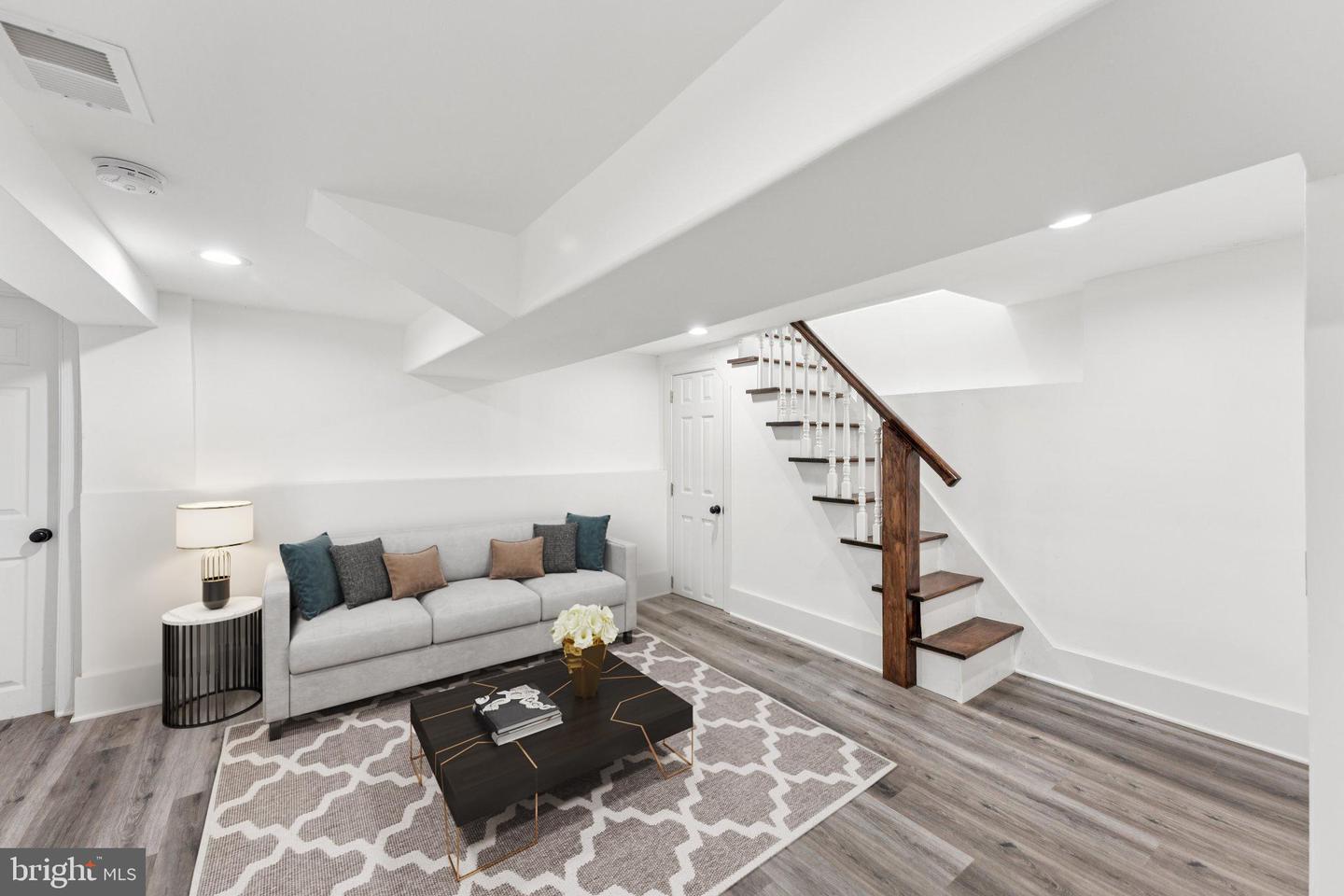2105 4TH ST NE, WASHINGTON, District Of Columbia 20002, 4 Bedrooms Bedrooms, ,2 BathroomsBathrooms,Residential,For sale,2105 4TH ST NE,DCDC2212088 MLS # DCDC2212088