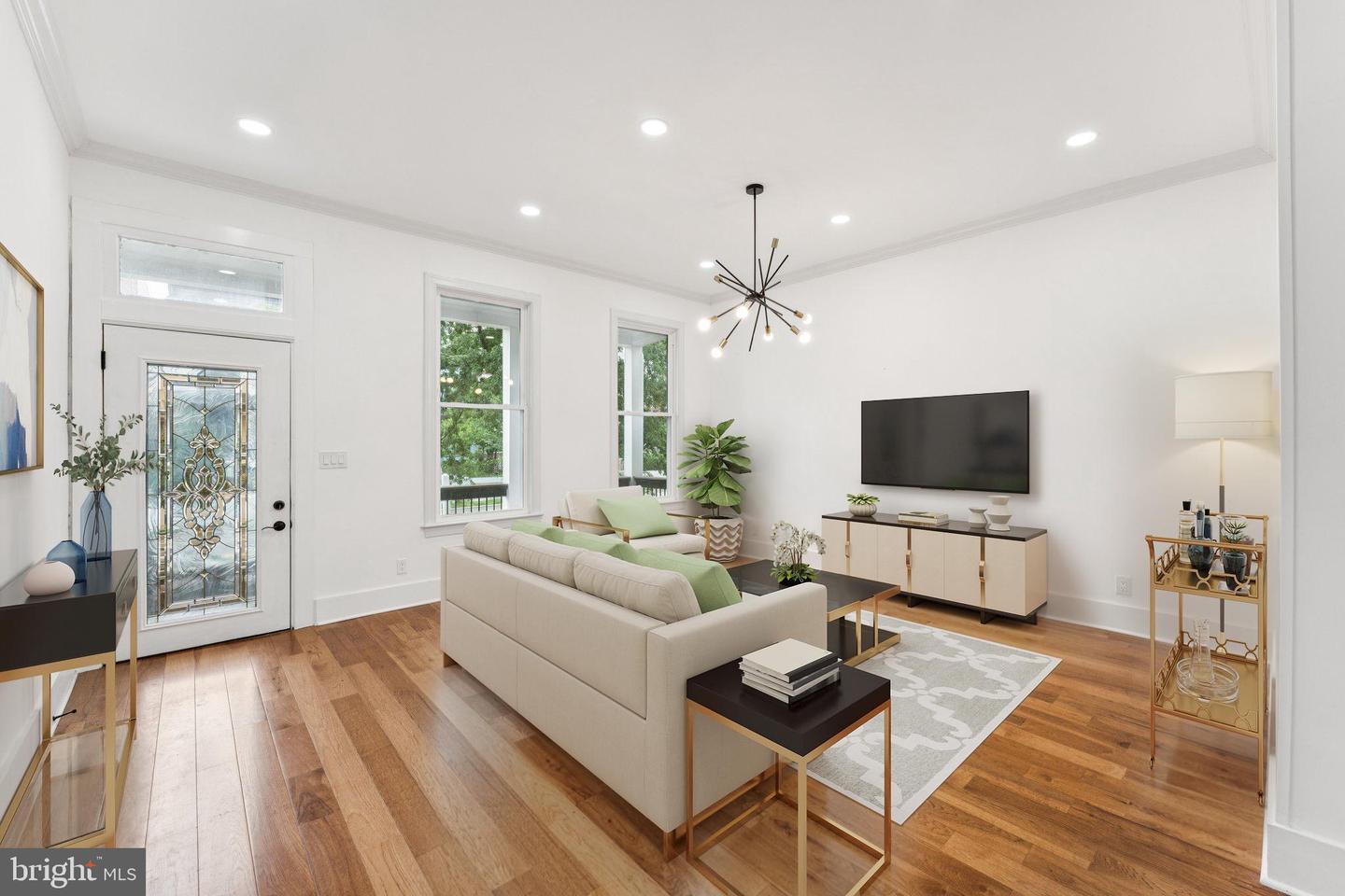2105 4TH ST NE, WASHINGTON, District Of Columbia 20002, 4 Bedrooms Bedrooms, ,2 BathroomsBathrooms,Residential,For sale,2105 4TH ST NE,DCDC2212088 MLS # DCDC2212088