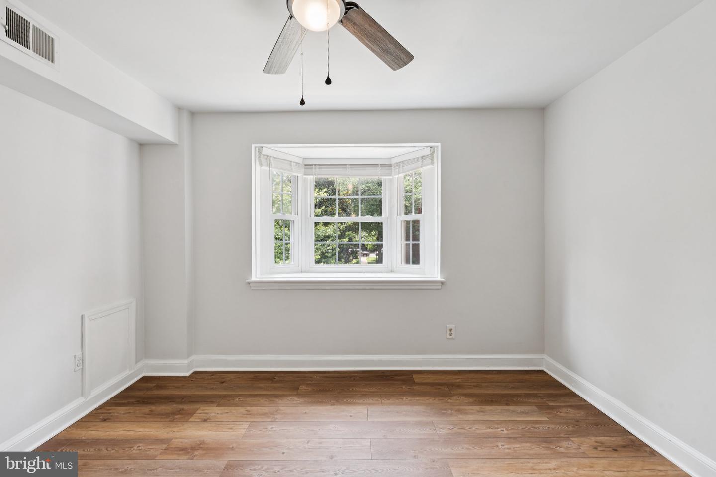 2107 N SCOTT ST #70, ARLINGTON, Virginia 22209, 1 Bedroom Bedrooms, ,1 BathroomBathrooms,Residential,For sale,2107 N SCOTT ST #70,VAAR2061392 MLS # VAAR2061392