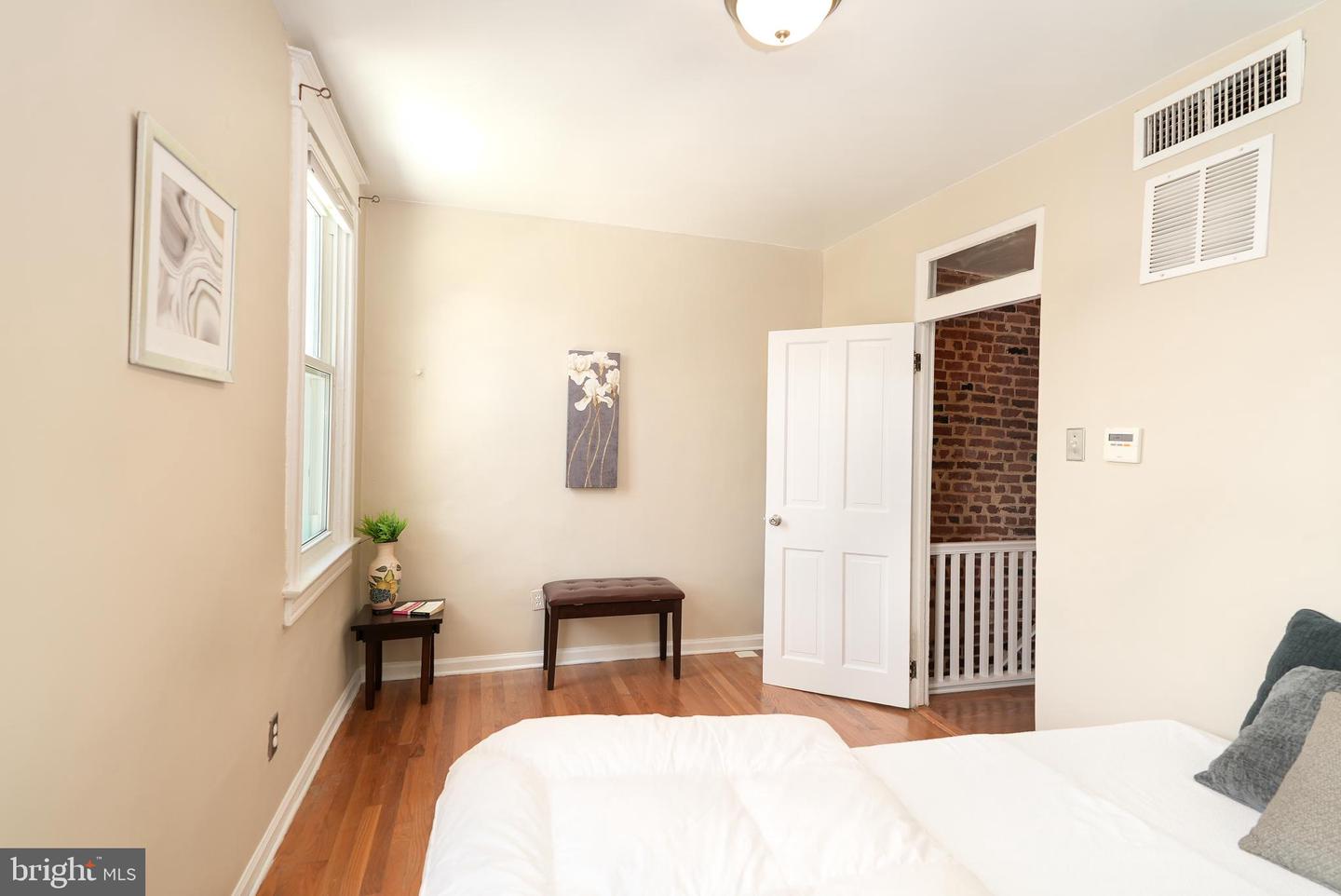 1601 MASSACHUSETTS AVE SE, WASHINGTON, District Of Columbia 20003, 2 Bedrooms Bedrooms, ,1 BathroomBathrooms,Residential,For sale,1601 MASSACHUSETTS AVE SE,DCDC2212386 MLS # DCDC2212386