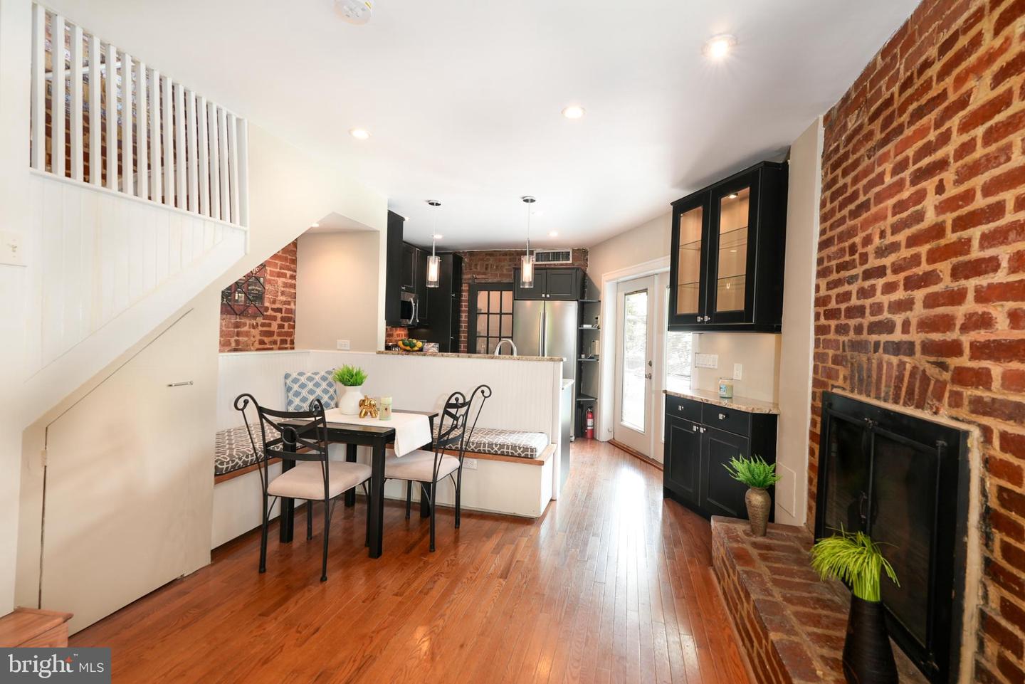 1601 MASSACHUSETTS AVE SE, WASHINGTON, District Of Columbia 20003, 2 Bedrooms Bedrooms, ,1 BathroomBathrooms,Residential,For sale,1601 MASSACHUSETTS AVE SE,DCDC2212386 MLS # DCDC2212386
