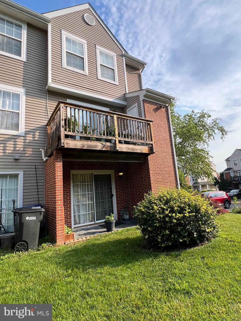 11268 STAGESTONE WAY, MANASSAS, Virginia 20109, 3 Bedrooms Bedrooms, ,2 BathroomsBathrooms,Residential,For sale,11268 STAGESTONE WAY,VAPW2100082 MLS # VAPW2100082