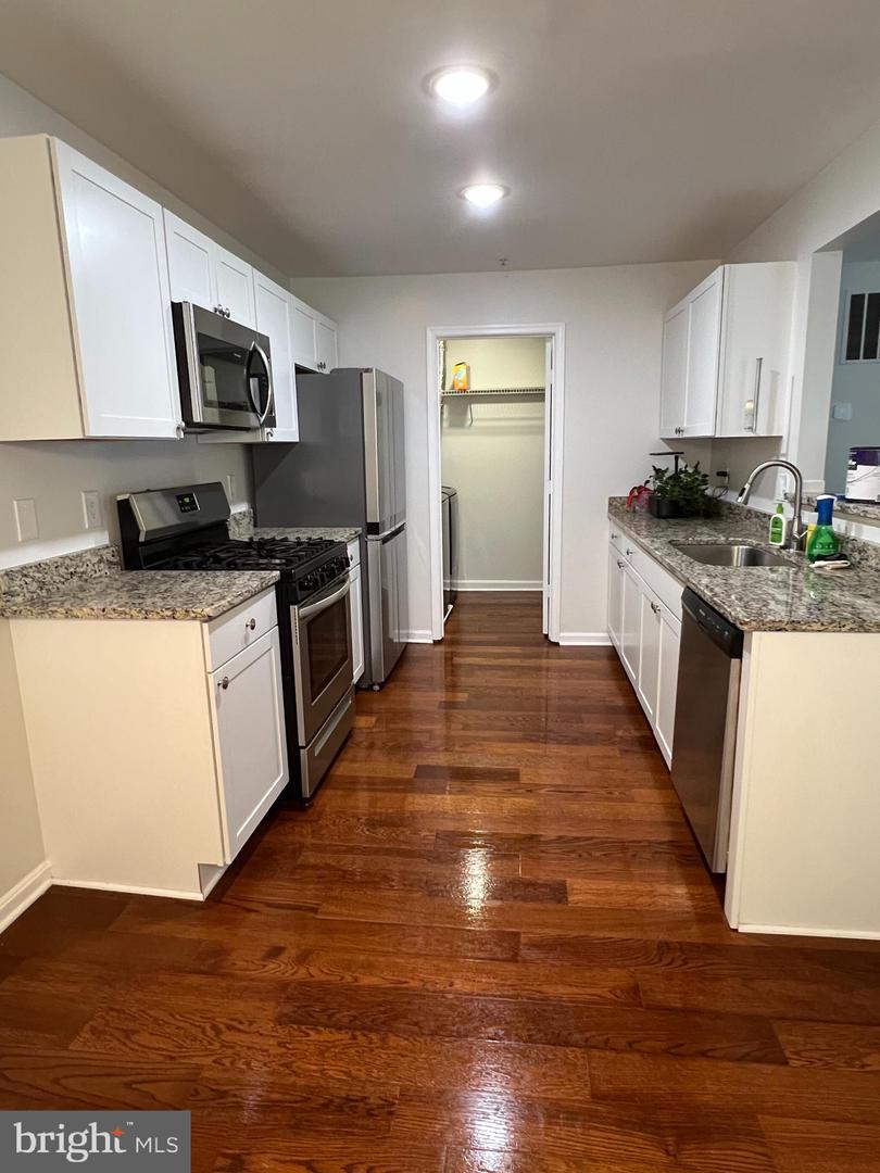 11268 STAGESTONE WAY, MANASSAS, Virginia 20109, 3 Bedrooms Bedrooms, ,2 BathroomsBathrooms,Residential,For sale,11268 STAGESTONE WAY,VAPW2100082 MLS # VAPW2100082