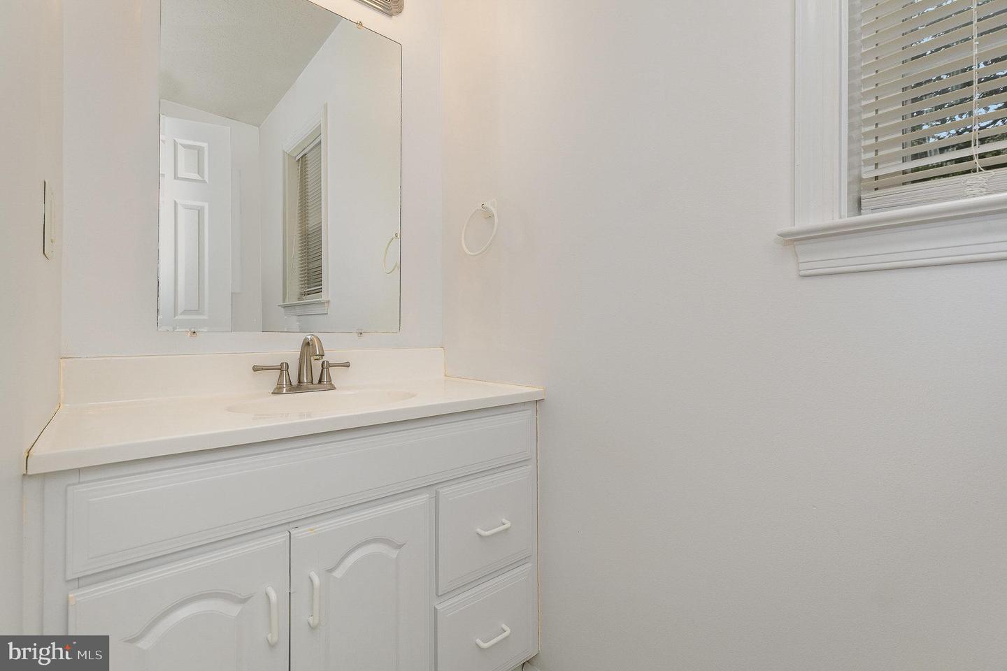 127 FERNDALE DR, LOUISA, Virginia 23093, 3 Bedrooms Bedrooms, ,2 BathroomsBathrooms,Residential,For sale,127 FERNDALE DR,VALA2008334 MLS # VALA2008334