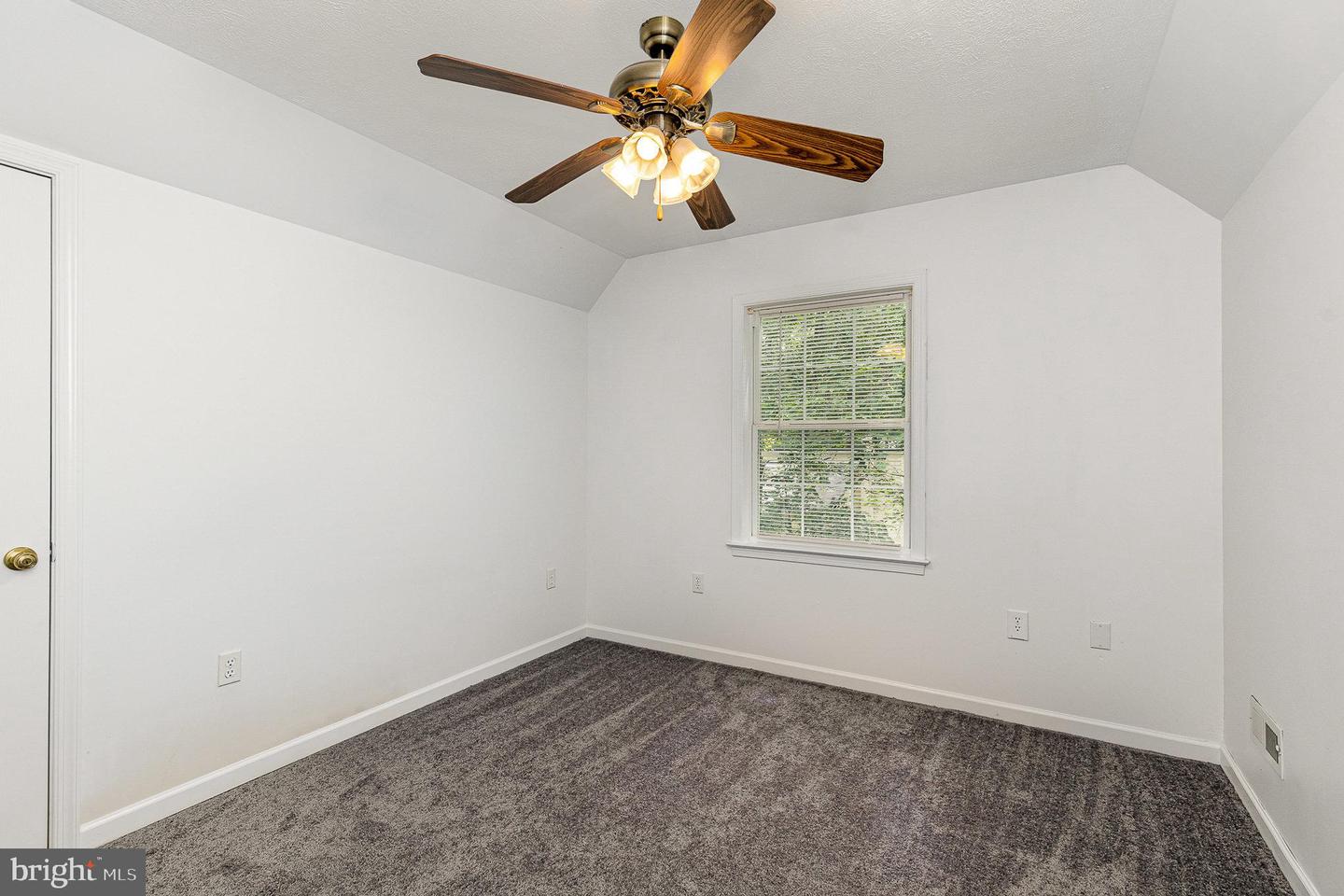 127 FERNDALE DR, LOUISA, Virginia 23093, 3 Bedrooms Bedrooms, ,2 BathroomsBathrooms,Residential,For sale,127 FERNDALE DR,VALA2008334 MLS # VALA2008334
