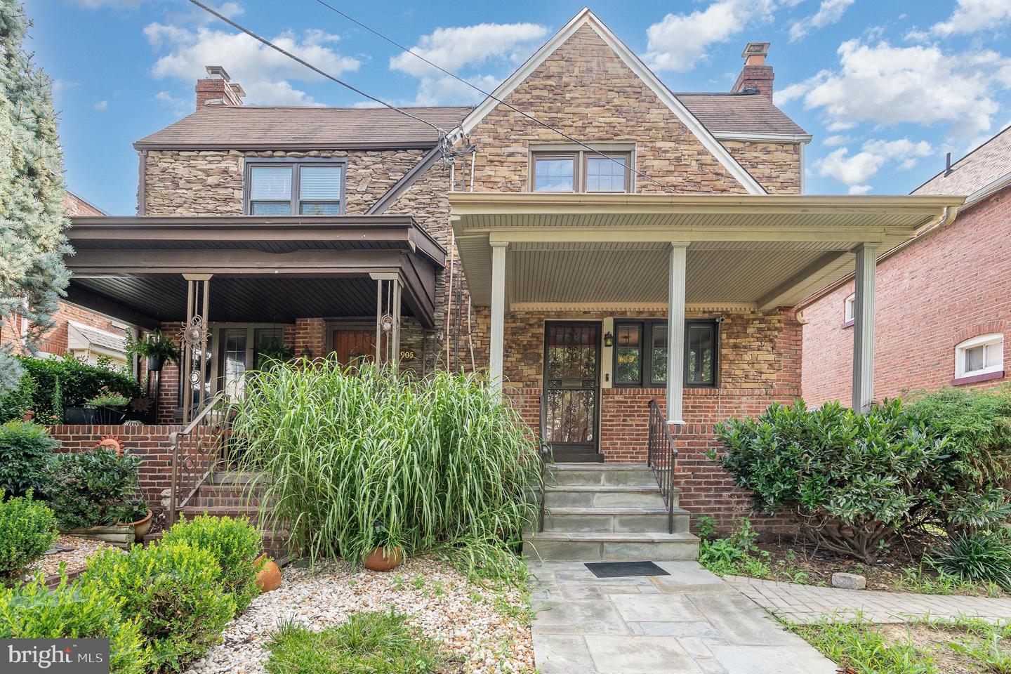 5903 4TH ST NW, WASHINGTON, District Of Columbia 20011, 2 Bedrooms Bedrooms, ,2 BathroomsBathrooms,Residential,For sale,5903 4TH ST NW,DCDC2212268 MLS # DCDC2212268