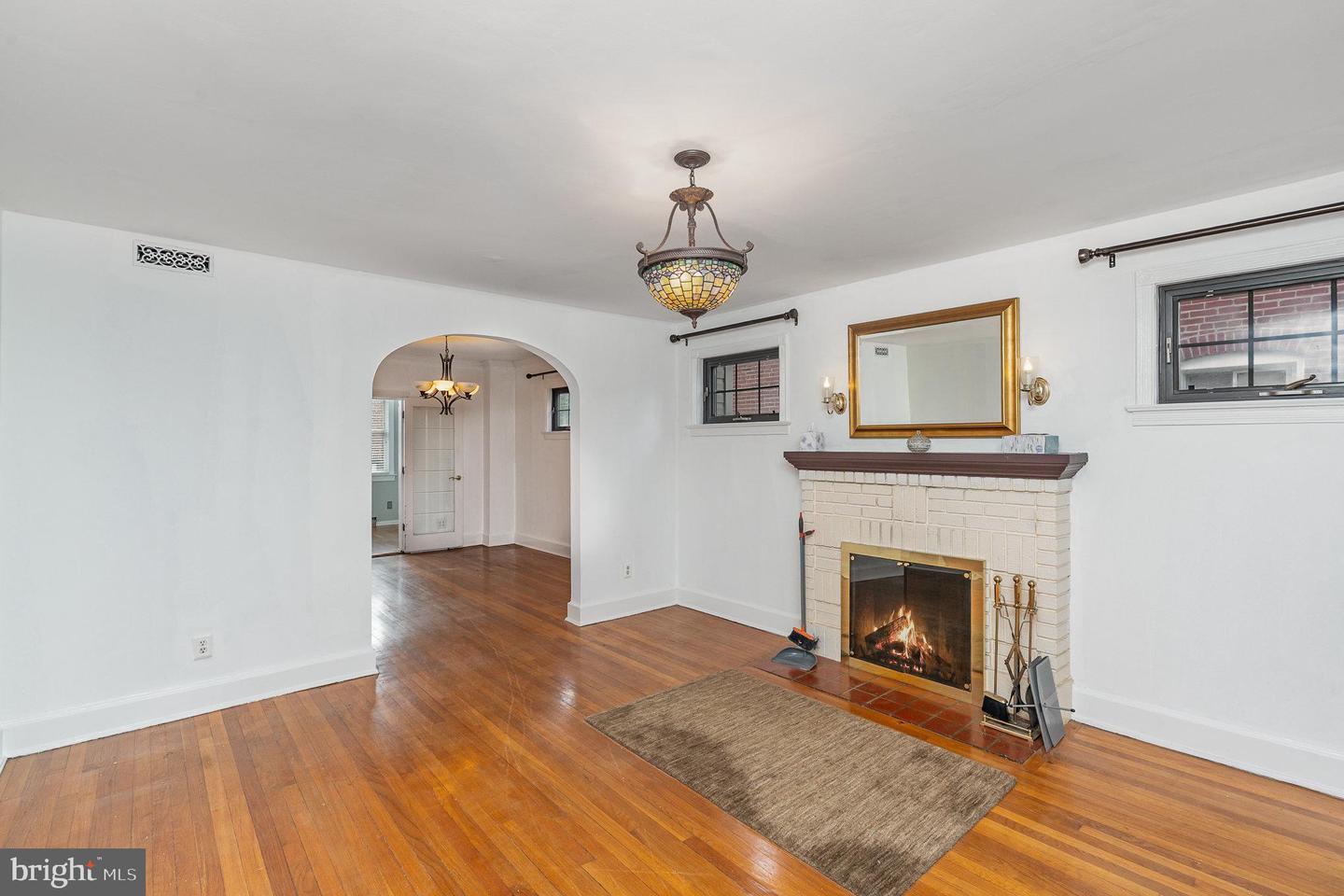 5903 4TH ST NW, WASHINGTON, District Of Columbia 20011, 2 Bedrooms Bedrooms, ,2 BathroomsBathrooms,Residential,For sale,5903 4TH ST NW,DCDC2212268 MLS # DCDC2212268