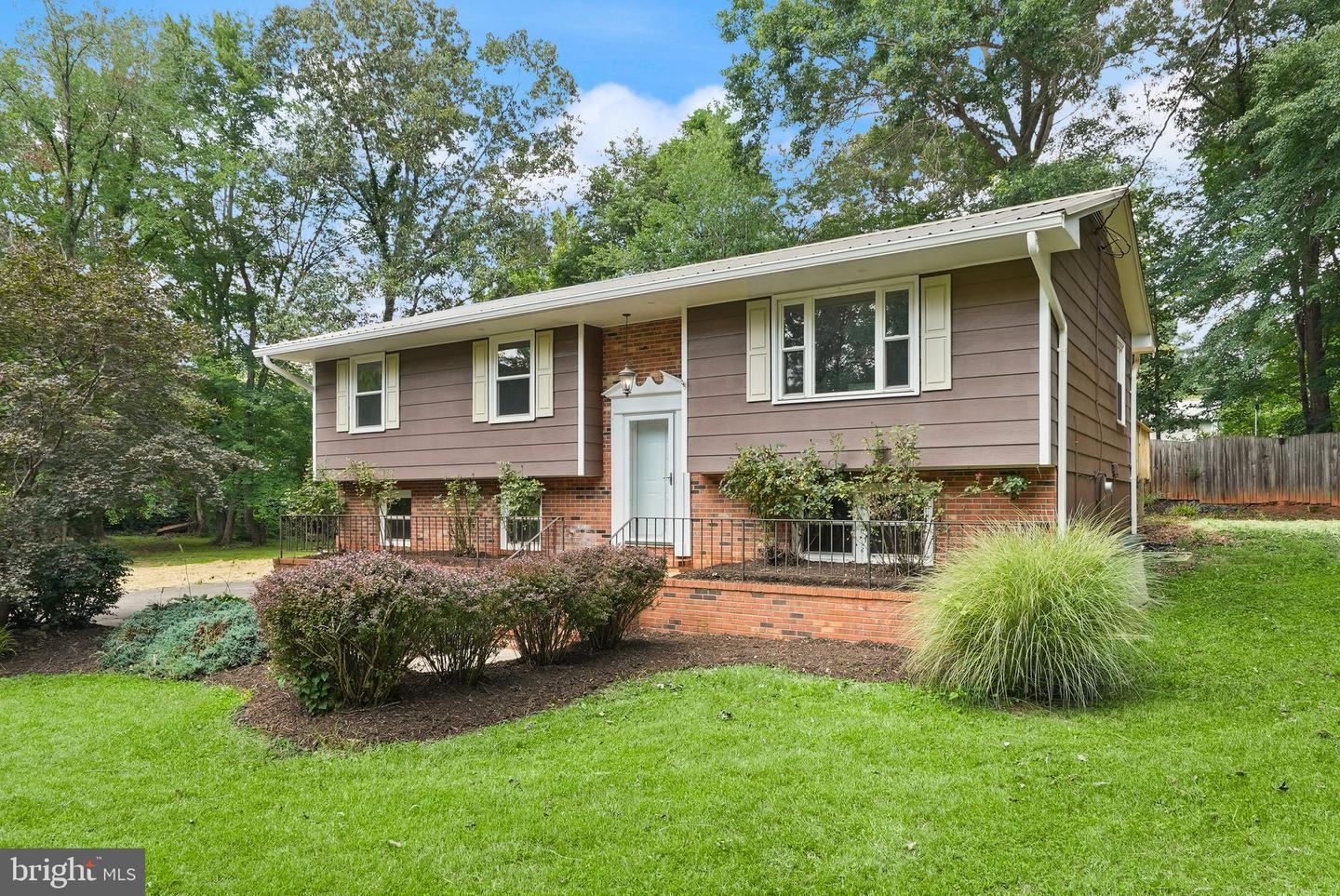 3 HICKORY LN, STAFFORD, Virginia 22556, 3 Bedrooms Bedrooms, ,1 BathroomBathrooms,Residential,For sale,3 HICKORY LN,VAST2041160 MLS # VAST2041160