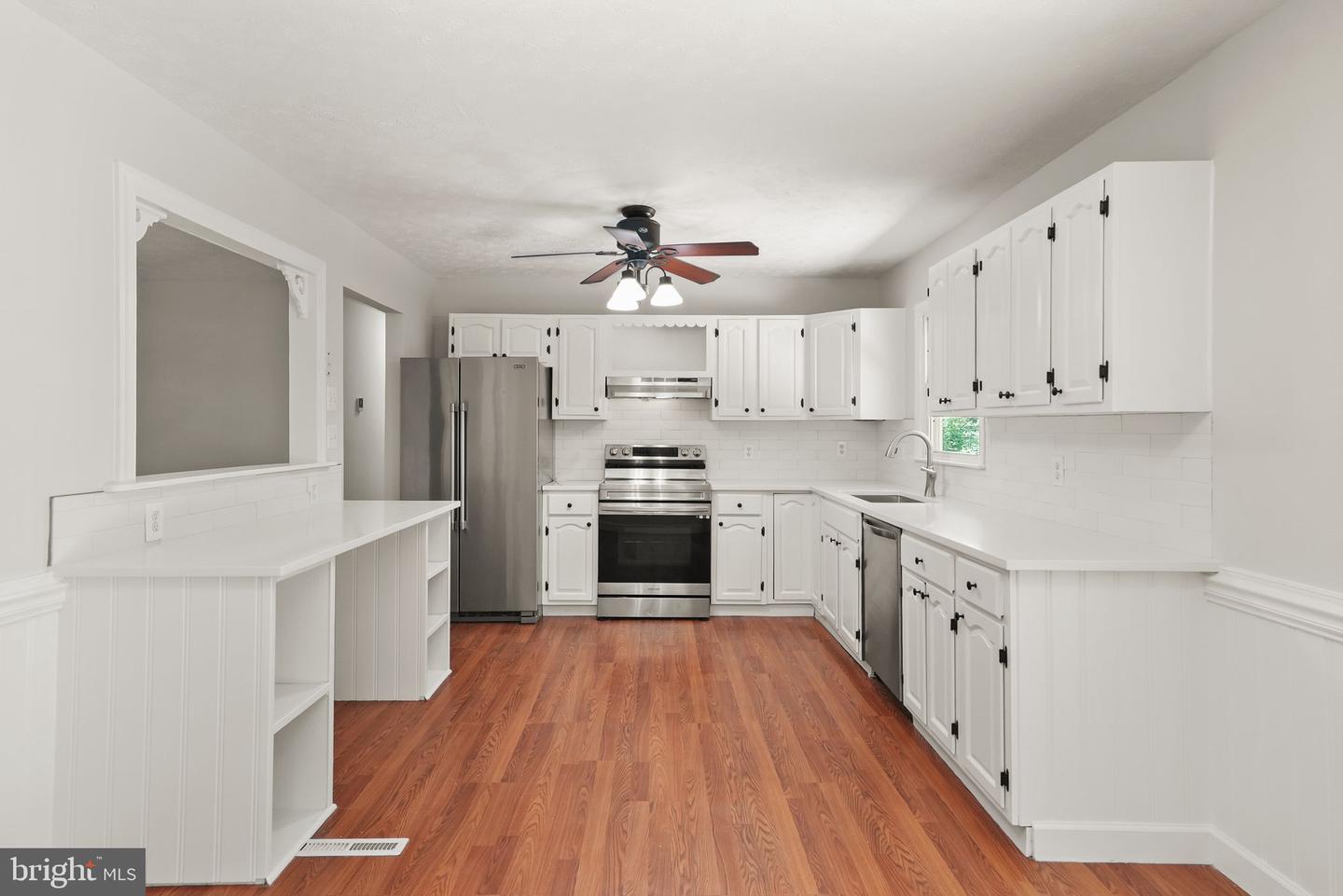 3 HICKORY LN, STAFFORD, Virginia 22556, 3 Bedrooms Bedrooms, ,1 BathroomBathrooms,Residential,For sale,3 HICKORY LN,VAST2041160 MLS # VAST2041160