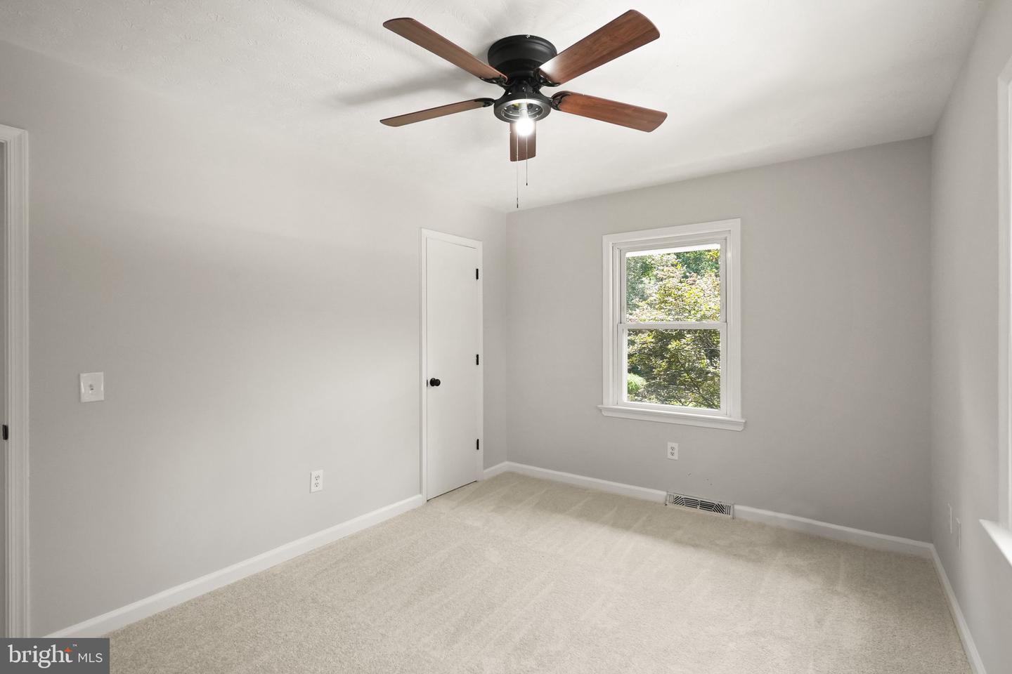 3 HICKORY LN, STAFFORD, Virginia 22556, 3 Bedrooms Bedrooms, ,1 BathroomBathrooms,Residential,For sale,3 HICKORY LN,VAST2041160 MLS # VAST2041160