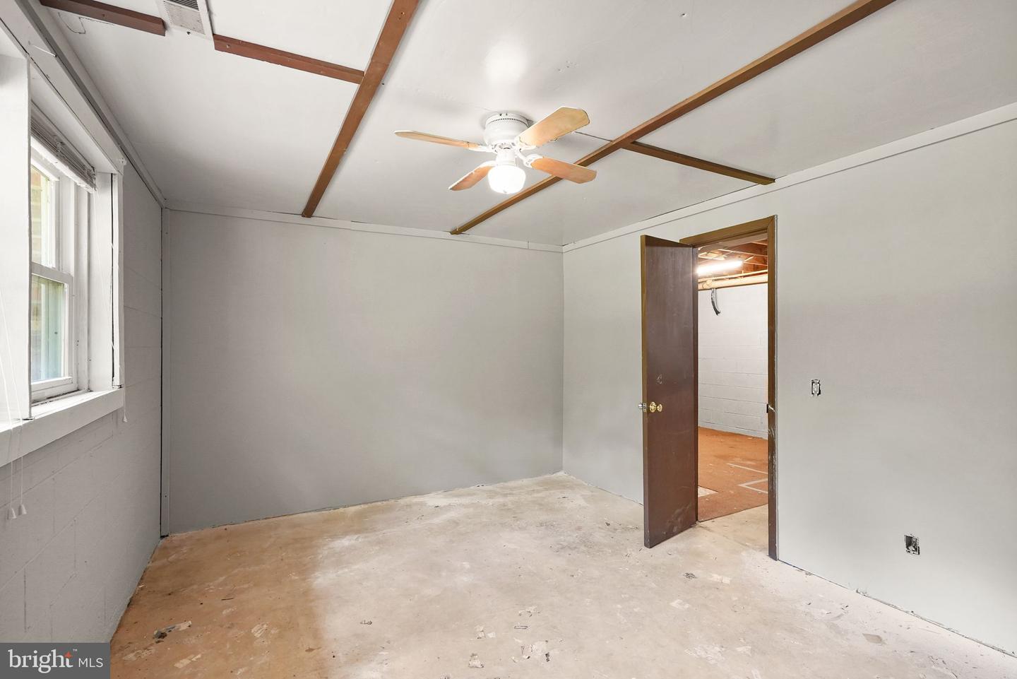 3 HICKORY LN, STAFFORD, Virginia 22556, 3 Bedrooms Bedrooms, ,1 BathroomBathrooms,Residential,For sale,3 HICKORY LN,VAST2041160 MLS # VAST2041160