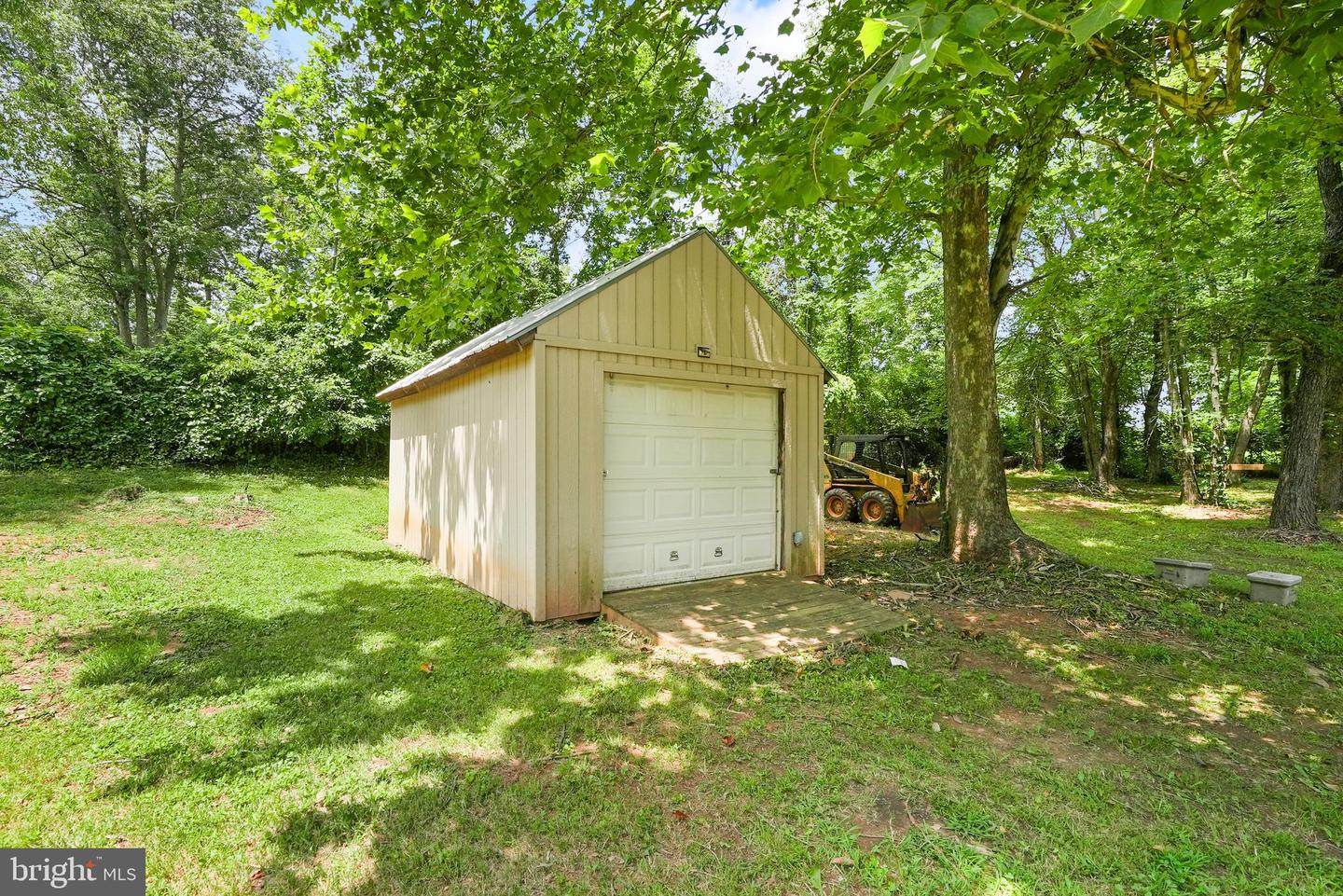 3 HICKORY LN, STAFFORD, Virginia 22556, 3 Bedrooms Bedrooms, ,1 BathroomBathrooms,Residential,For sale,3 HICKORY LN,VAST2041160 MLS # VAST2041160