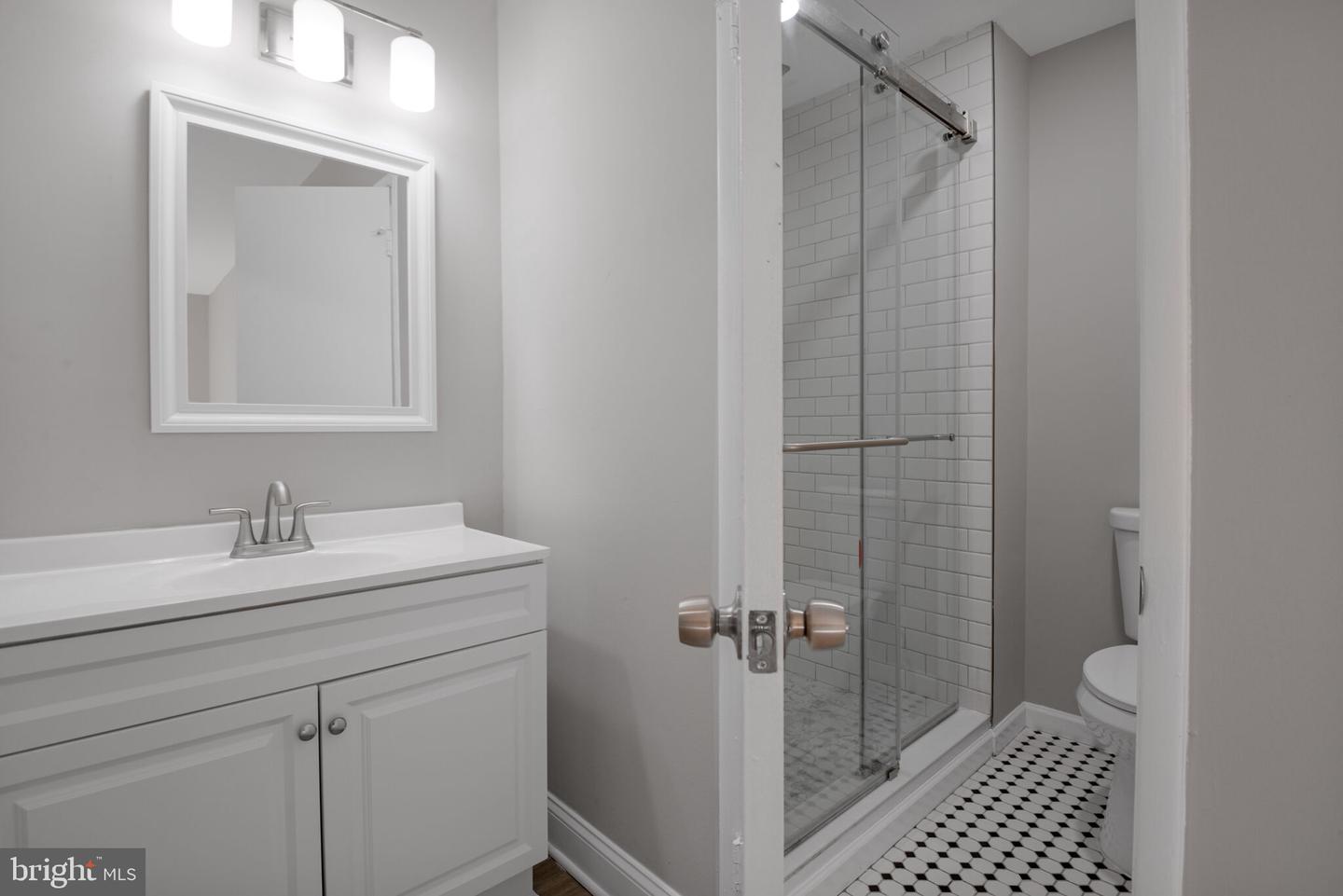 9084 ARLINGTON BLVD, FAIRFAX, Virginia 22031, 3 Bedrooms Bedrooms, ,2 BathroomsBathrooms,Residential,For sale,9084 ARLINGTON BLVD,VAFX2257920 MLS # VAFX2257920