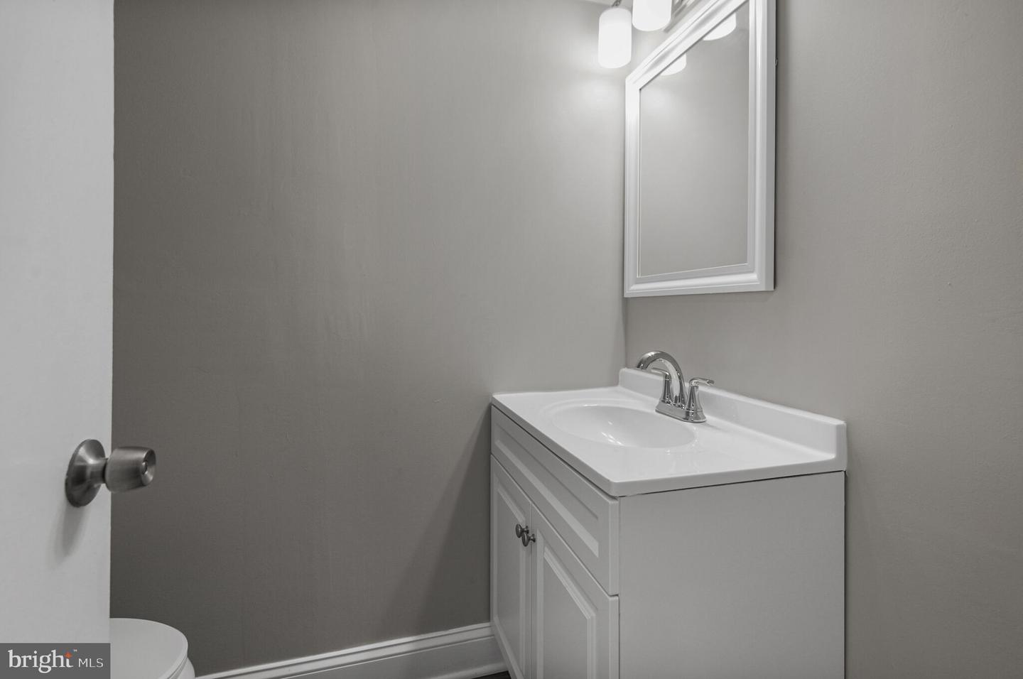 9084 ARLINGTON BLVD, FAIRFAX, Virginia 22031, 3 Bedrooms Bedrooms, ,2 BathroomsBathrooms,Residential,For sale,9084 ARLINGTON BLVD,VAFX2257920 MLS # VAFX2257920