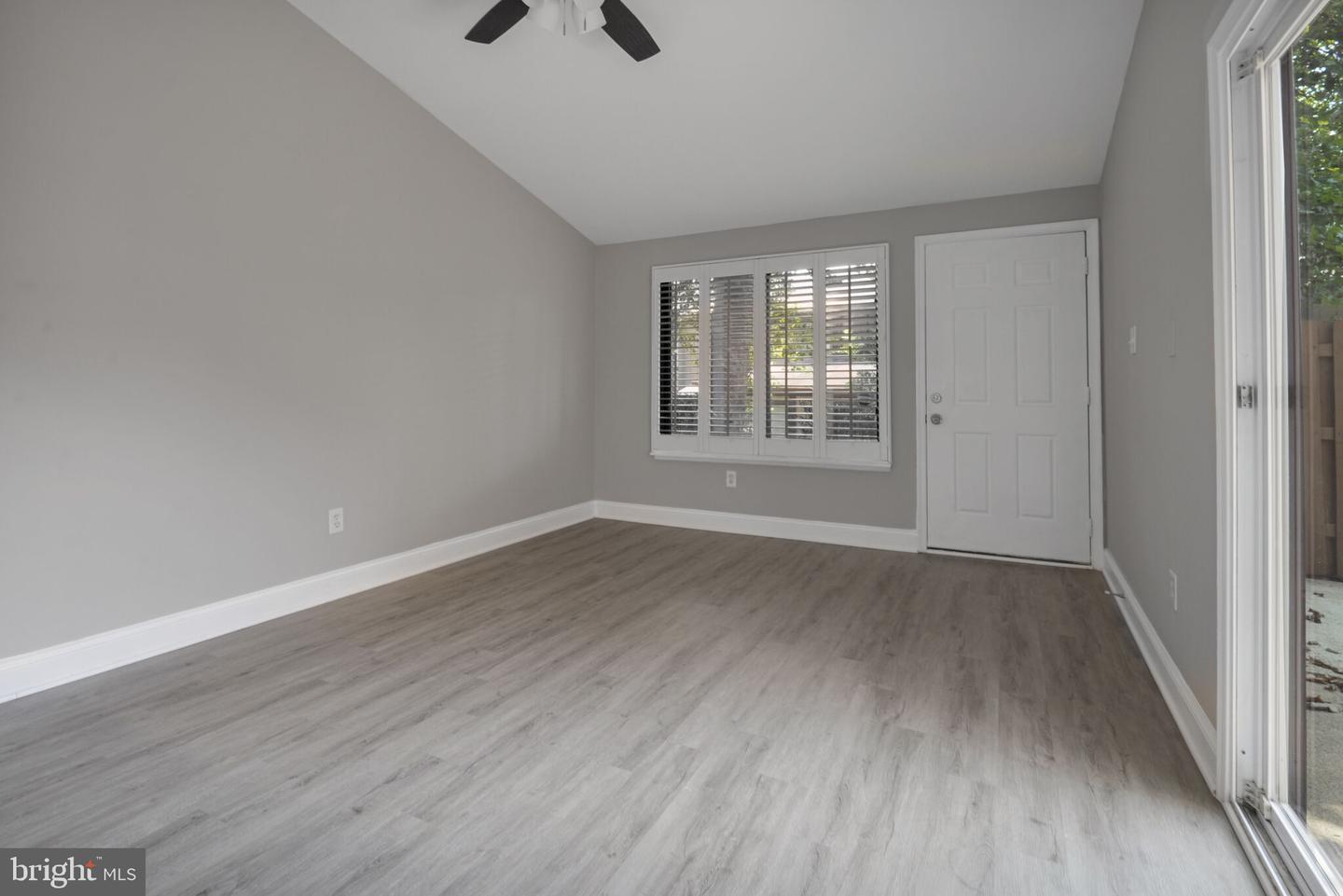 9084 ARLINGTON BLVD, FAIRFAX, Virginia 22031, 3 Bedrooms Bedrooms, ,2 BathroomsBathrooms,Residential,For sale,9084 ARLINGTON BLVD,VAFX2257920 MLS # VAFX2257920
