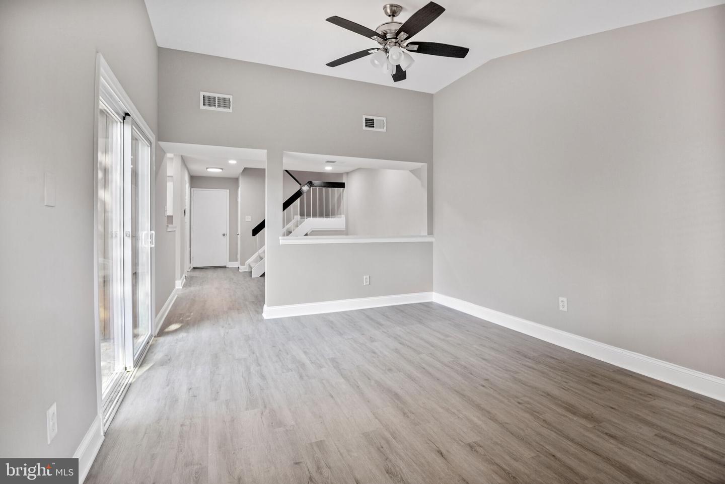 9084 ARLINGTON BLVD, FAIRFAX, Virginia 22031, 3 Bedrooms Bedrooms, ,2 BathroomsBathrooms,Residential,For sale,9084 ARLINGTON BLVD,VAFX2257920 MLS # VAFX2257920