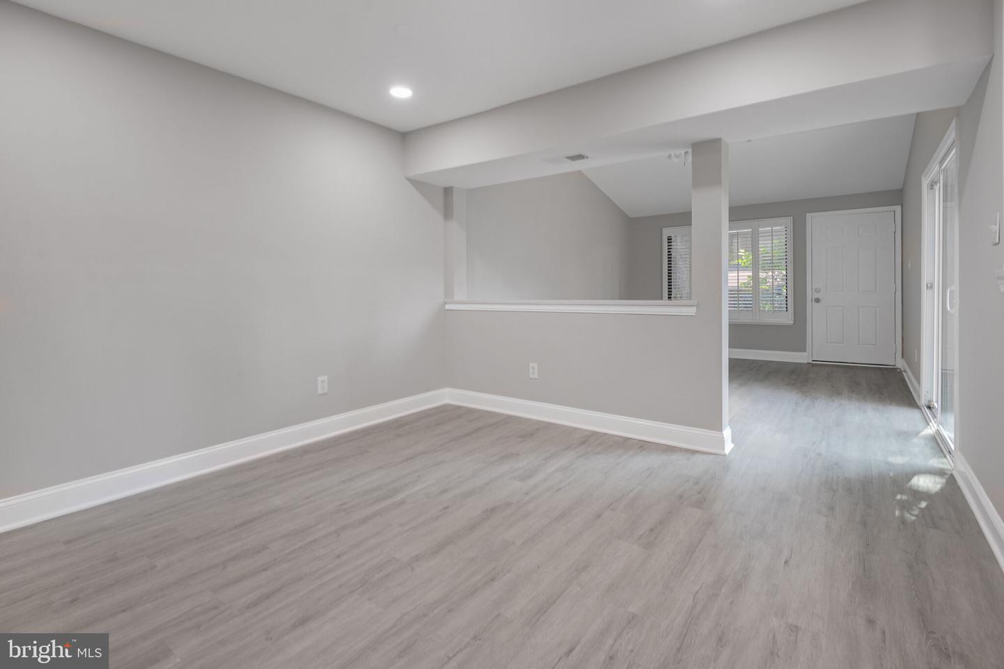 9084 ARLINGTON BLVD, FAIRFAX, Virginia 22031, 3 Bedrooms Bedrooms, ,2 BathroomsBathrooms,Residential,For sale,9084 ARLINGTON BLVD,VAFX2257920 MLS # VAFX2257920