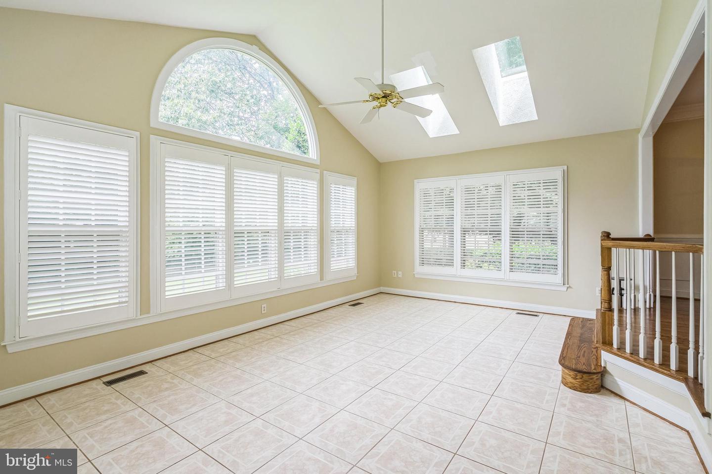10680 ALLIWELLS CT, OAKTON, Virginia 22124, 4 Bedrooms Bedrooms, 11 Rooms Rooms,5 BathroomsBathrooms,Residential,For sale,10680 ALLIWELLS CT,VAFX2257964 MLS # VAFX2257964