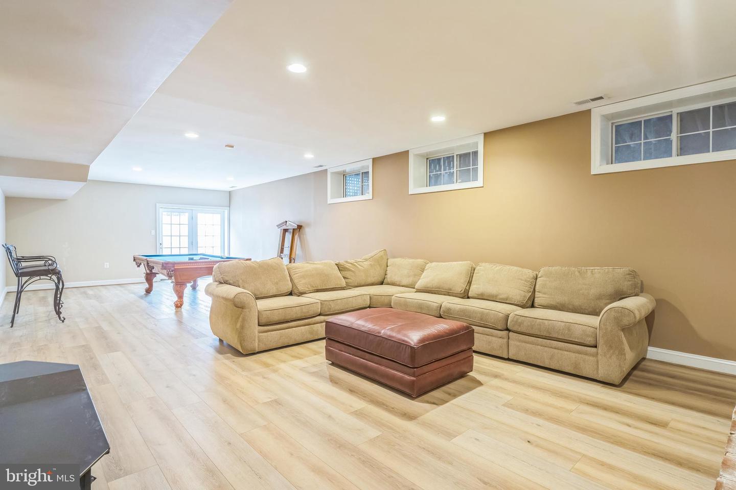 10680 ALLIWELLS CT, OAKTON, Virginia 22124, 4 Bedrooms Bedrooms, 11 Rooms Rooms,5 BathroomsBathrooms,Residential,For sale,10680 ALLIWELLS CT,VAFX2257964 MLS # VAFX2257964
