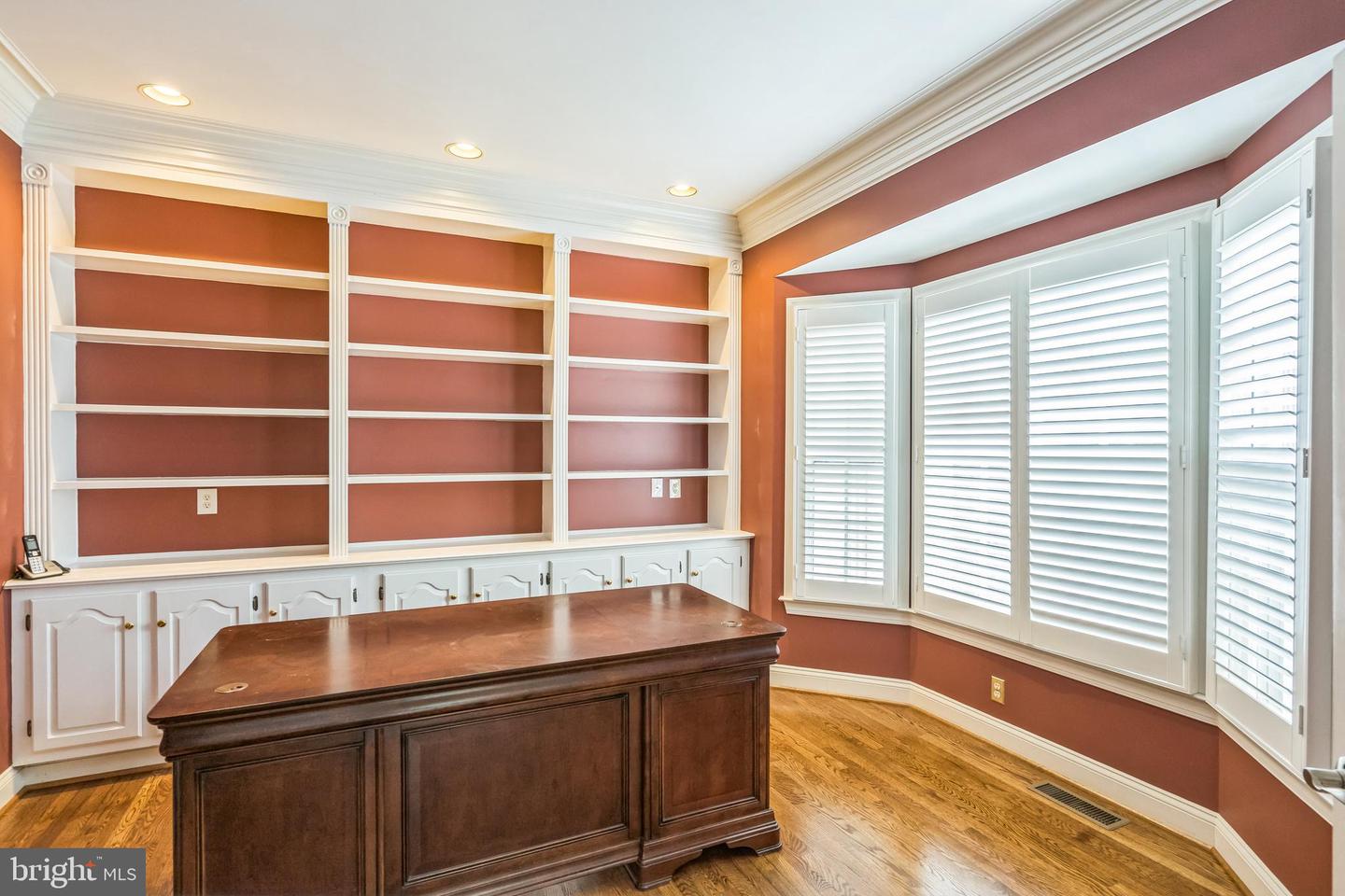 10680 ALLIWELLS CT, OAKTON, Virginia 22124, 4 Bedrooms Bedrooms, 11 Rooms Rooms,5 BathroomsBathrooms,Residential,For sale,10680 ALLIWELLS CT,VAFX2257964 MLS # VAFX2257964