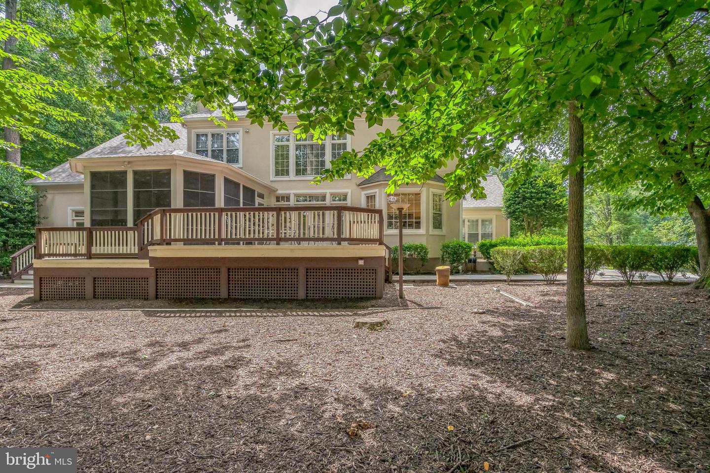 10680 ALLIWELLS CT, OAKTON, Virginia 22124, 4 Bedrooms Bedrooms, 11 Rooms Rooms,5 BathroomsBathrooms,Residential,For sale,10680 ALLIWELLS CT,VAFX2257964 MLS # VAFX2257964