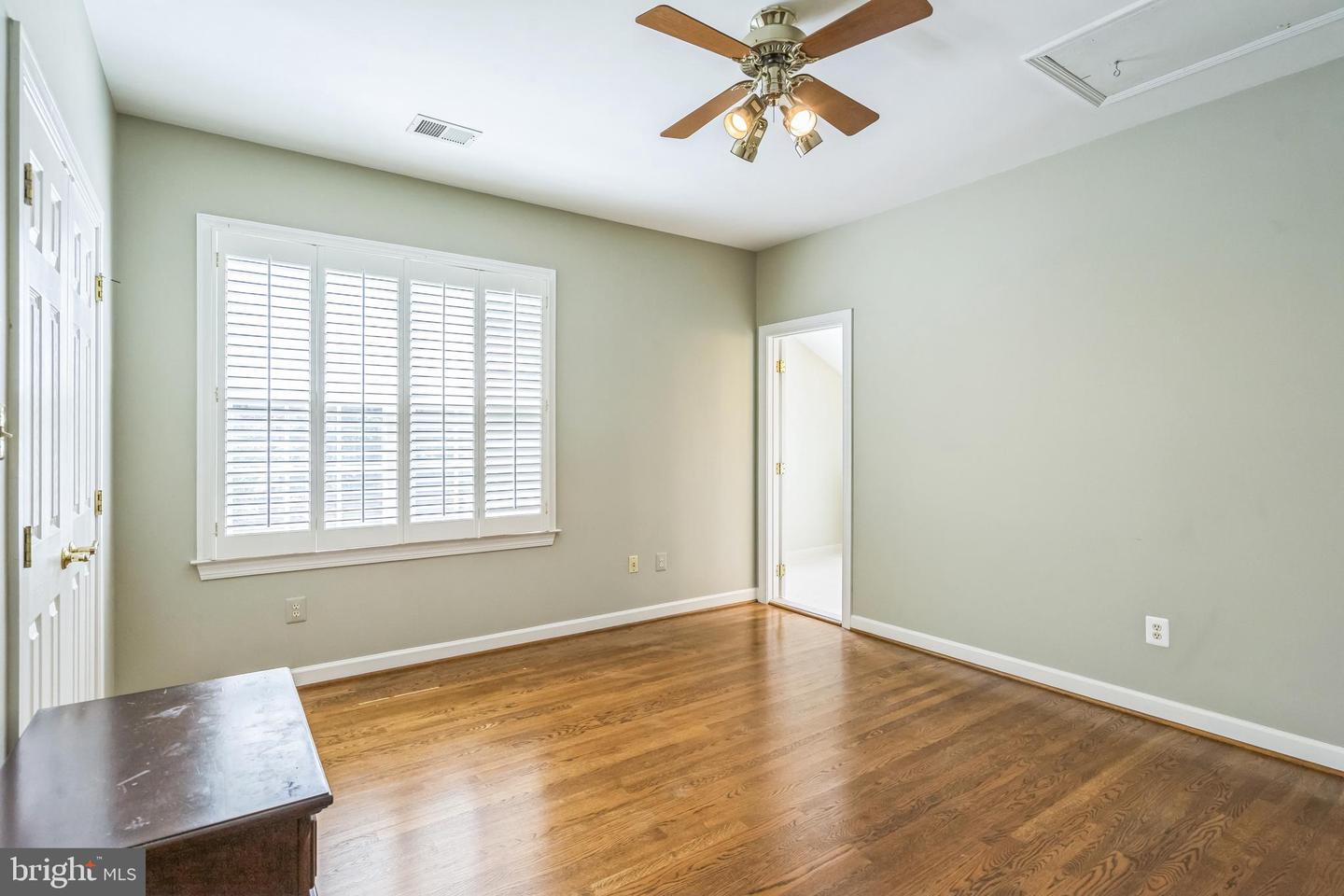 10680 ALLIWELLS CT, OAKTON, Virginia 22124, 4 Bedrooms Bedrooms, 11 Rooms Rooms,5 BathroomsBathrooms,Residential,For sale,10680 ALLIWELLS CT,VAFX2257964 MLS # VAFX2257964