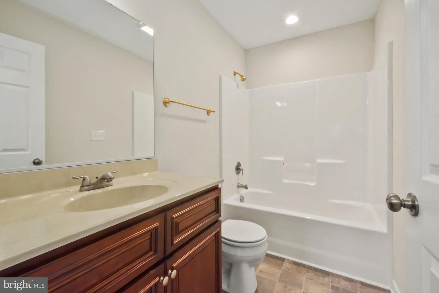 143 LOFTY CIR, STUARTS DRAFT, Virginia 24477, 5 Bedrooms Bedrooms, ,3 BathroomsBathrooms,Residential,For sale,143 LOFTY CIR,VAAG2002642 MLS # VAAG2002642