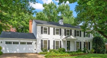 3813 COLONEL ELLIS AVE, ALEXANDRIA, Virginia 22304, 4 Bedrooms Bedrooms, ,3 BathroomsBathrooms,Residential,For sale,3813 COLONEL ELLIS AVE,VAAX2047940 MLS # VAAX2047940