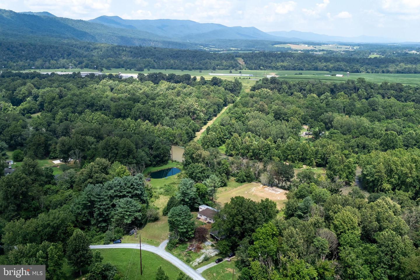 782 SHIPYARD RD, SHENANDOAH, Virginia 22849, 5 Bedrooms Bedrooms, ,3 BathroomsBathrooms,Residential,For sale,782 SHIPYARD RD,VAPA2005196 MLS # VAPA2005196