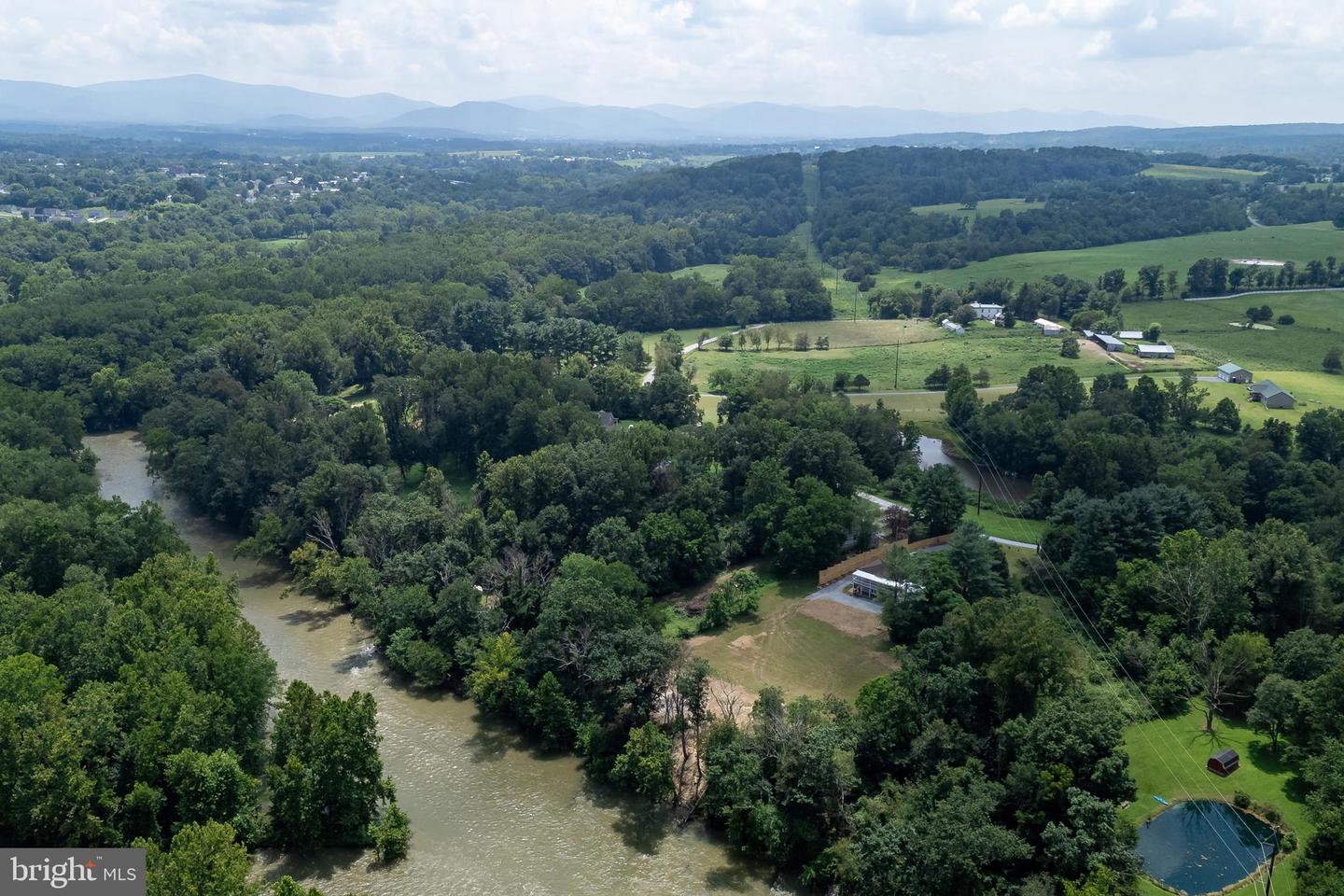 782 SHIPYARD RD, SHENANDOAH, Virginia 22849, 5 Bedrooms Bedrooms, ,3 BathroomsBathrooms,Residential,For sale,782 SHIPYARD RD,VAPA2005196 MLS # VAPA2005196