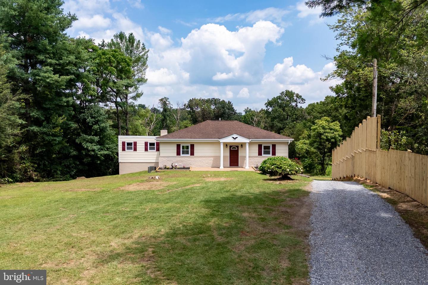 782 SHIPYARD RD, SHENANDOAH, Virginia 22849, 5 Bedrooms Bedrooms, ,3 BathroomsBathrooms,Residential,For sale,782 SHIPYARD RD,VAPA2005196 MLS # VAPA2005196