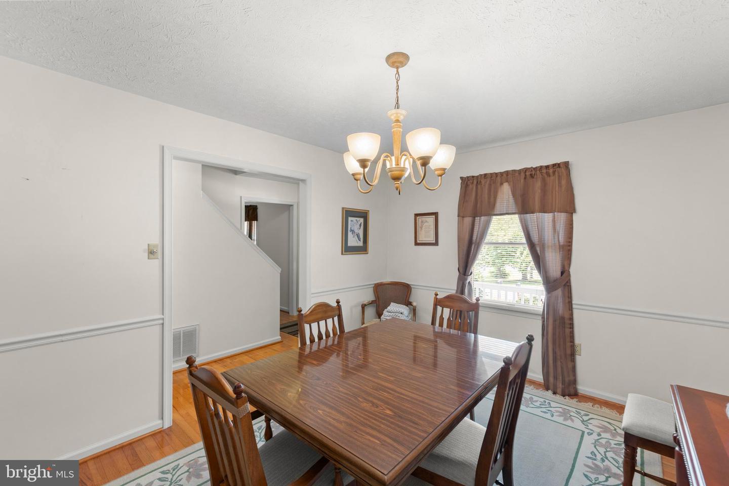 115 ETNAM ST, WINCHESTER, Virginia 22602, 4 Bedrooms Bedrooms, ,2 BathroomsBathrooms,Residential,For sale,115 ETNAM ST,VAFV2035714 MLS # VAFV2035714