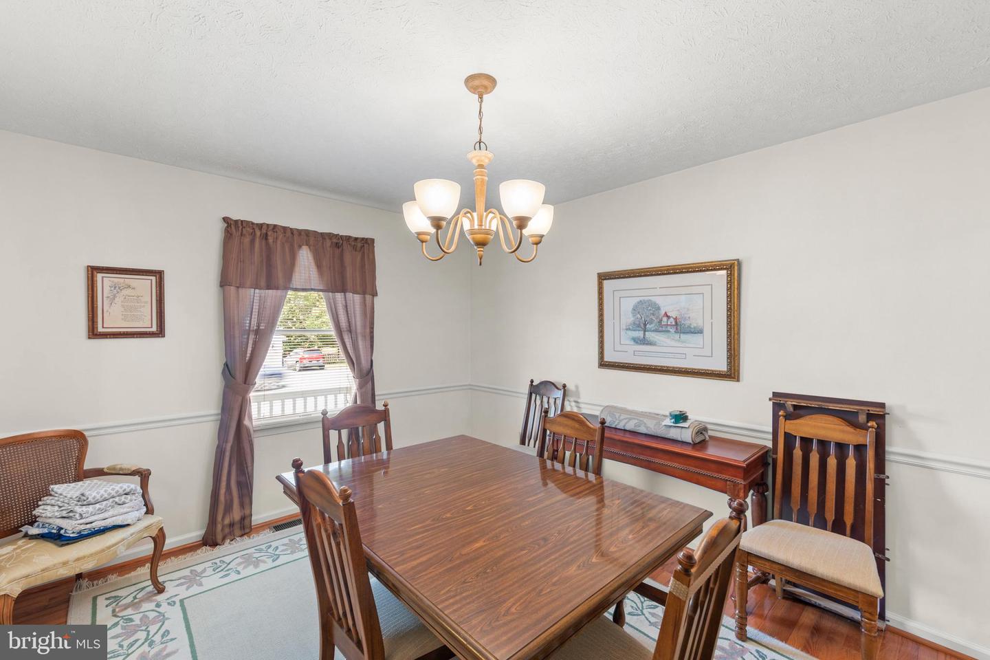 115 ETNAM ST, WINCHESTER, Virginia 22602, 4 Bedrooms Bedrooms, ,2 BathroomsBathrooms,Residential,For sale,115 ETNAM ST,VAFV2035714 MLS # VAFV2035714