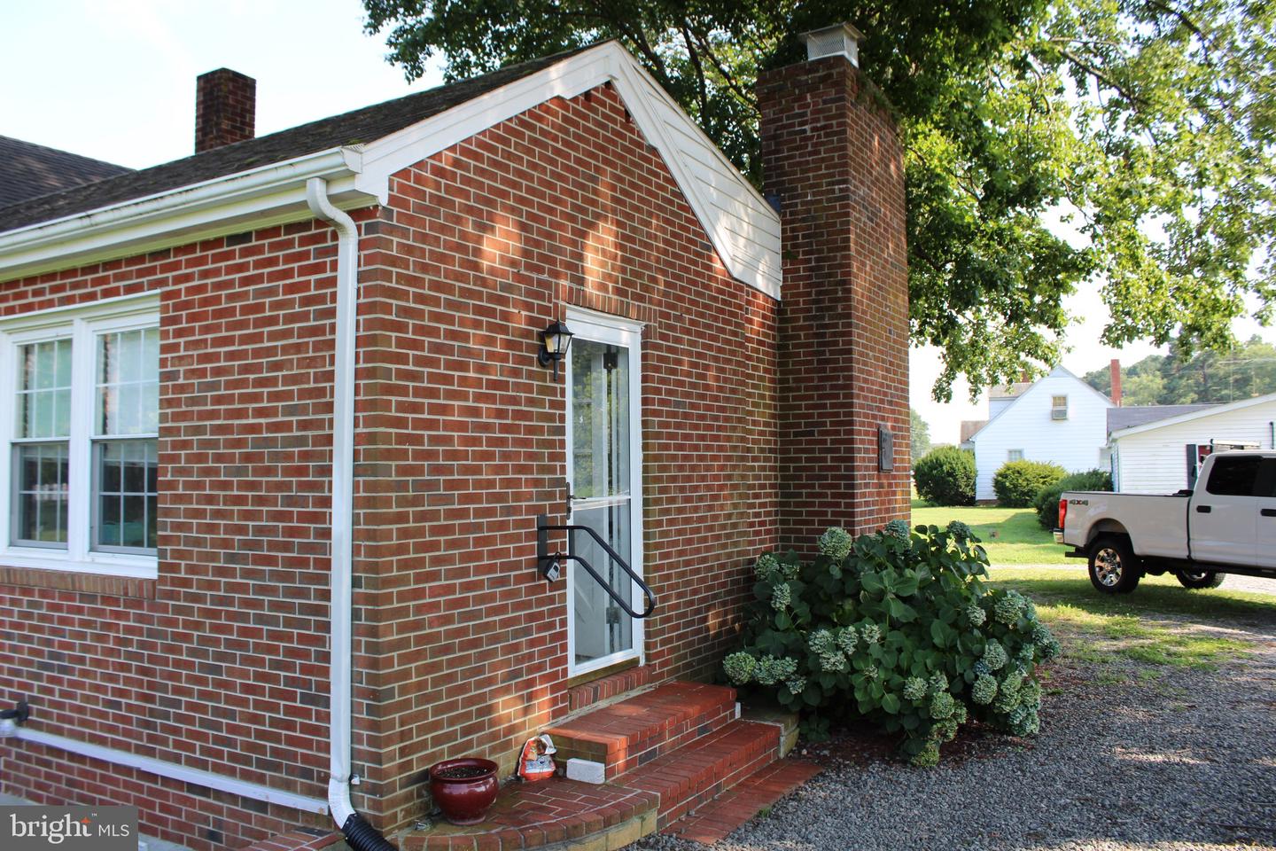 596 JESSIE DUPONT MEMORIAL HWY, BURGESS, Virginia 22432, 2 Bedrooms Bedrooms, ,1 BathroomBathrooms,Residential,For sale,596 JESSIE DUPONT MEMORIAL HWY,VANV2001706 MLS # VANV2001706