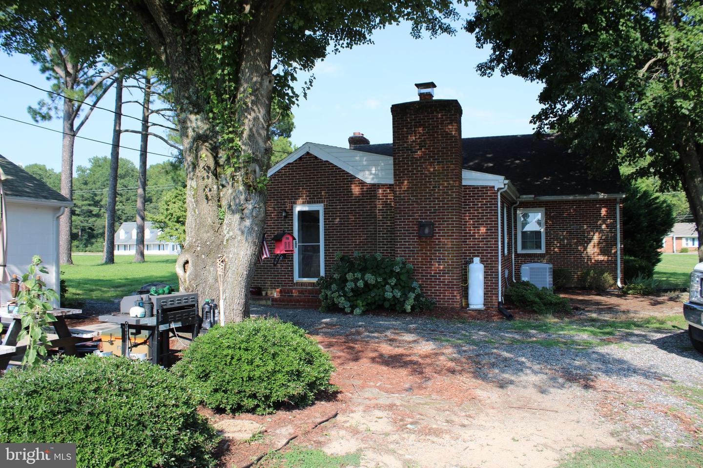596 JESSIE DUPONT MEMORIAL HWY, BURGESS, Virginia 22432, 2 Bedrooms Bedrooms, ,1 BathroomBathrooms,Residential,For sale,596 JESSIE DUPONT MEMORIAL HWY,VANV2001706 MLS # VANV2001706