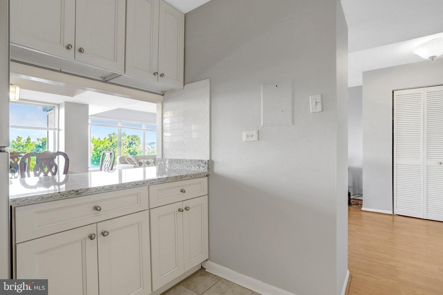 5340 HOLMES RUN PKWY #510, ALEXANDRIA, Virginia 22304, 1 Bedroom Bedrooms, ,1 BathroomBathrooms,Residential,For sale,5340 HOLMES RUN PKWY #510,VAAX2047930 MLS # VAAX2047930