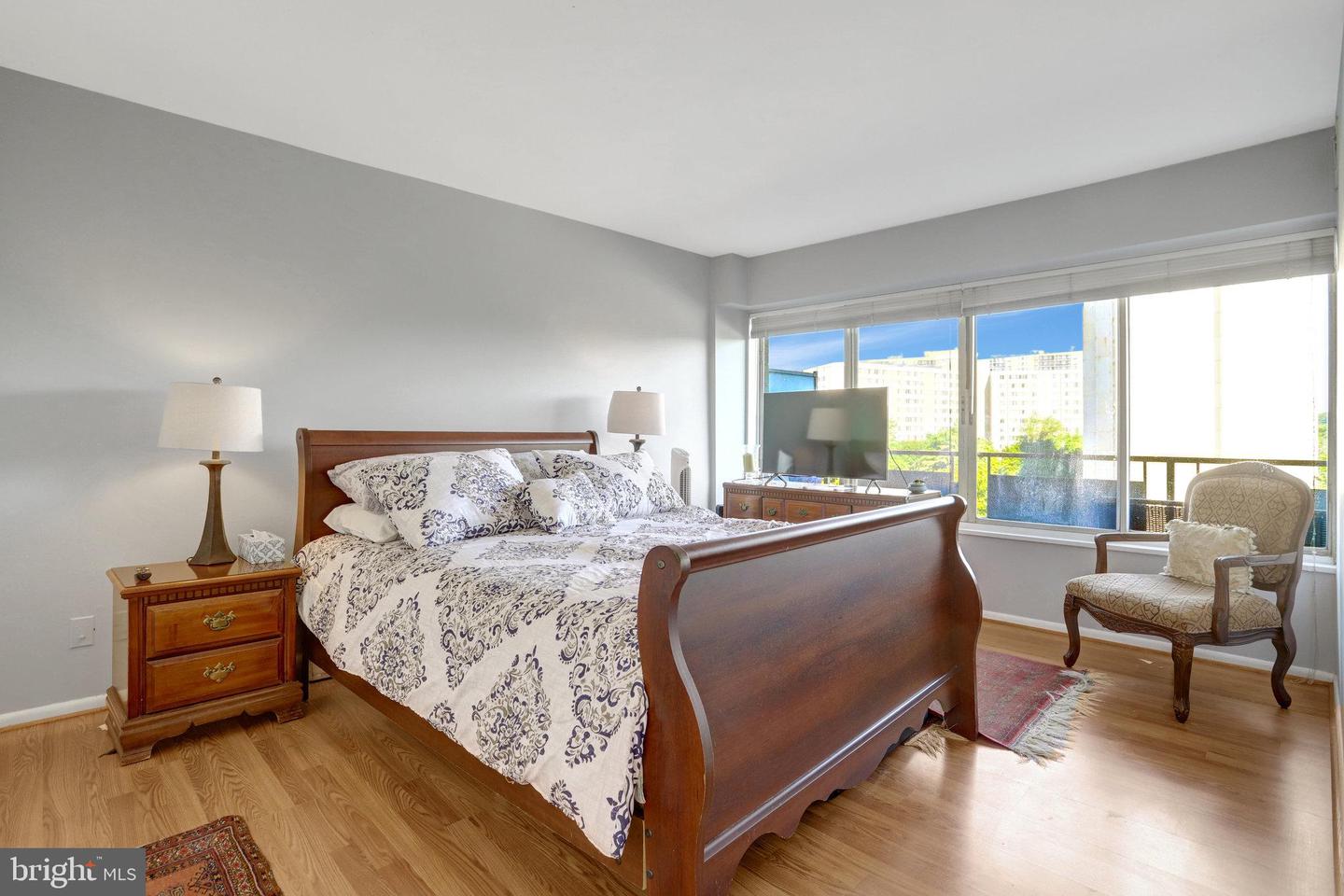 5340 HOLMES RUN PKWY #510, ALEXANDRIA, Virginia 22304, 1 Bedroom Bedrooms, ,1 BathroomBathrooms,Residential,For sale,5340 HOLMES RUN PKWY #510,VAAX2047930 MLS # VAAX2047930