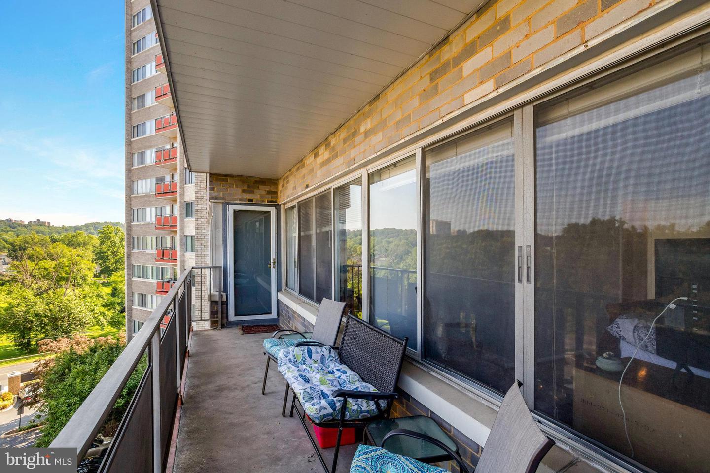 5340 HOLMES RUN PKWY #510, ALEXANDRIA, Virginia 22304, 1 Bedroom Bedrooms, ,1 BathroomBathrooms,Residential,For sale,5340 HOLMES RUN PKWY #510,VAAX2047930 MLS # VAAX2047930