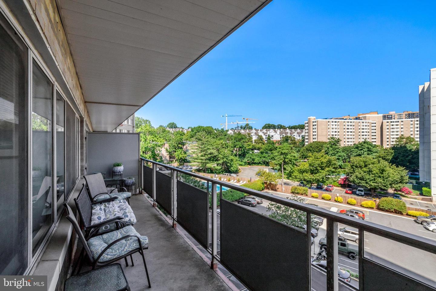 5340 HOLMES RUN PKWY #510, ALEXANDRIA, Virginia 22304, 1 Bedroom Bedrooms, ,1 BathroomBathrooms,Residential,For sale,5340 HOLMES RUN PKWY #510,VAAX2047930 MLS # VAAX2047930
