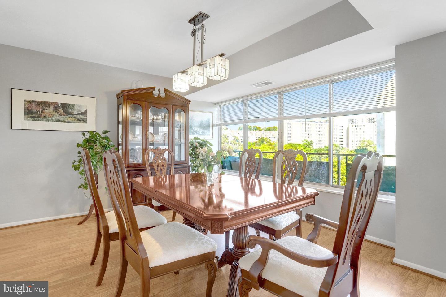 5340 HOLMES RUN PKWY #510, ALEXANDRIA, Virginia 22304, 1 Bedroom Bedrooms, ,1 BathroomBathrooms,Residential,For sale,5340 HOLMES RUN PKWY #510,VAAX2047930 MLS # VAAX2047930