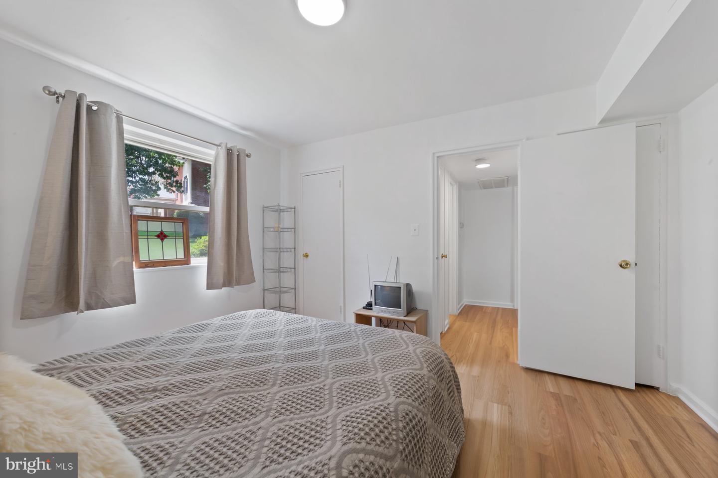 3055 PATRICK HENRY DR #101, FALLS CHURCH, Virginia 22044, 1 Bedroom Bedrooms, ,1 BathroomBathrooms,Residential,For sale,3055 PATRICK HENRY DR #101,VAFX2258010 MLS # VAFX2258010