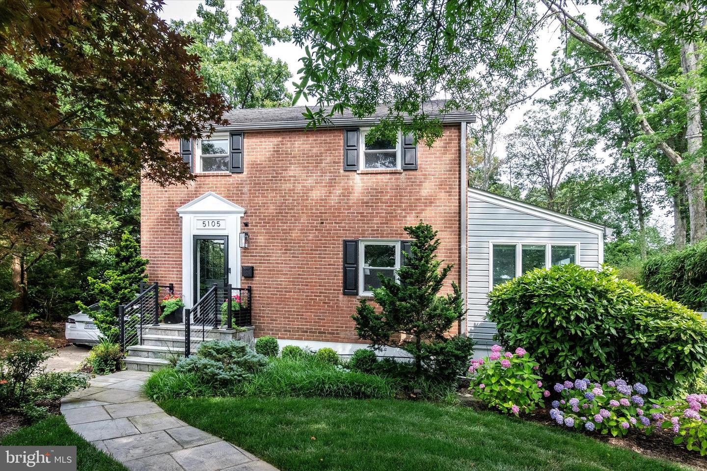 5105 1ST ST N, ARLINGTON, Virginia 22203, 4 Bedrooms Bedrooms, ,3 BathroomsBathrooms,Residential,For sale,5105 1ST ST N,VAAR2061494 MLS # VAAR2061494