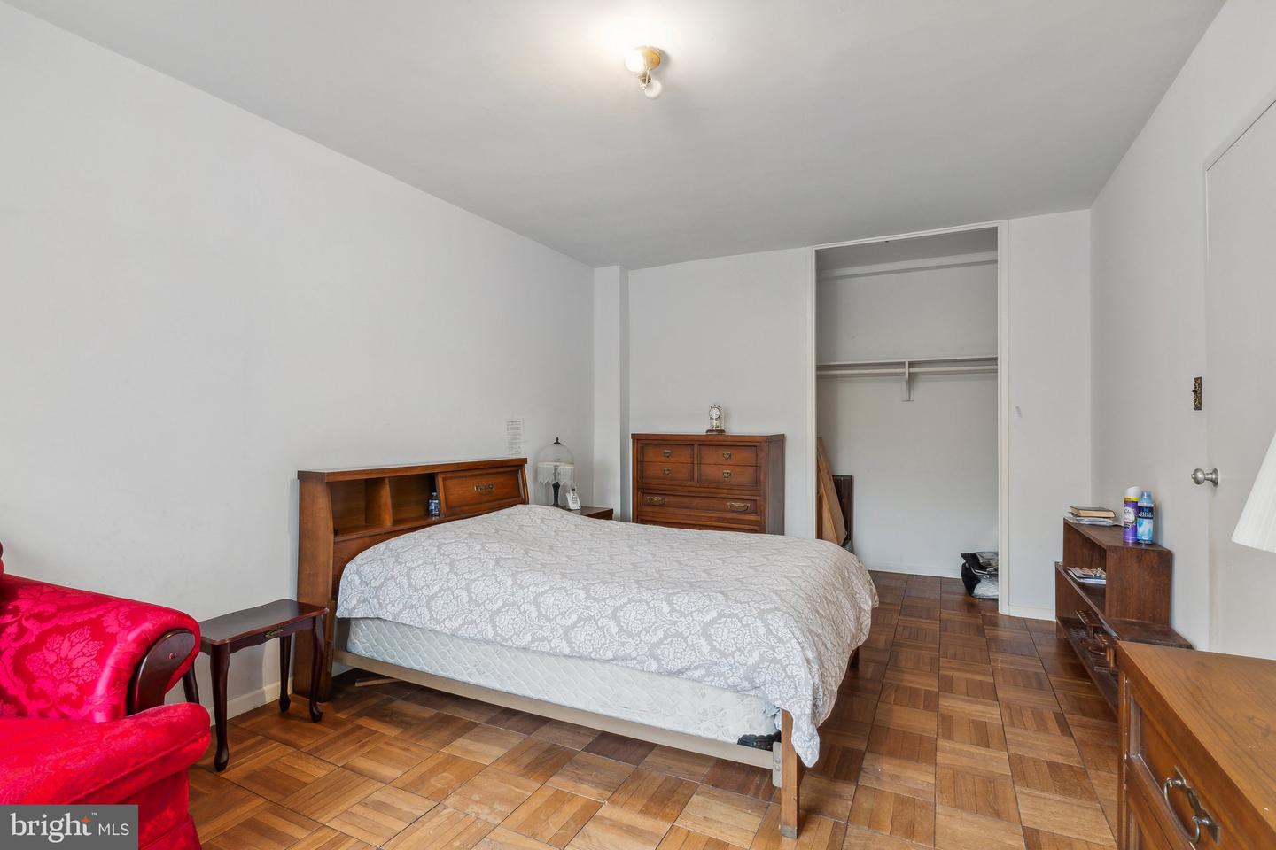 4100 W ST NW #511, WASHINGTON, District Of Columbia 20007, 1 Bedroom Bedrooms, ,1 BathroomBathrooms,Residential,For sale,4100 W ST NW #511,DCDC2212488 MLS # DCDC2212488