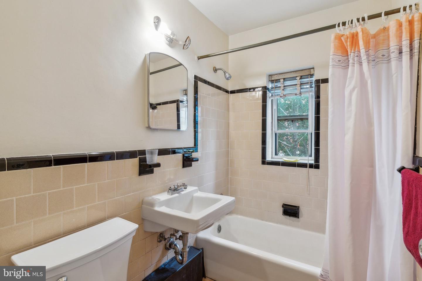 4100 W ST NW #511, WASHINGTON, District Of Columbia 20007, 1 Bedroom Bedrooms, ,1 BathroomBathrooms,Residential,For sale,4100 W ST NW #511,DCDC2212488 MLS # DCDC2212488