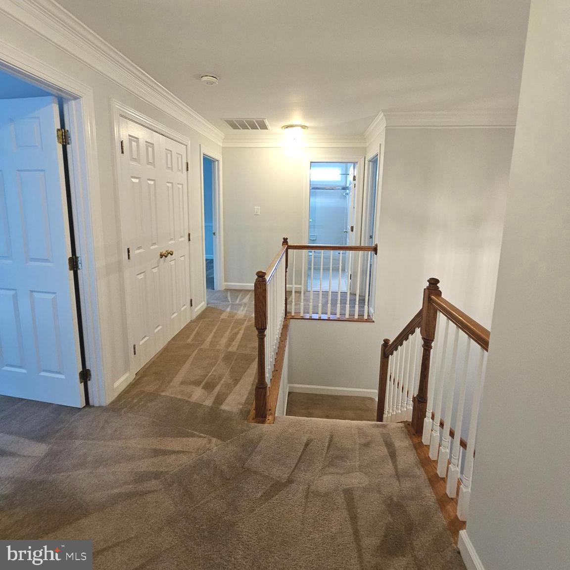 5267 TRACTOR LN, FAIRFAX, Virginia 22030, 5 Bedrooms Bedrooms, ,4 BathroomsBathrooms,Residential,For sale,5267 TRACTOR LN,VAFX2258060 MLS # VAFX2258060