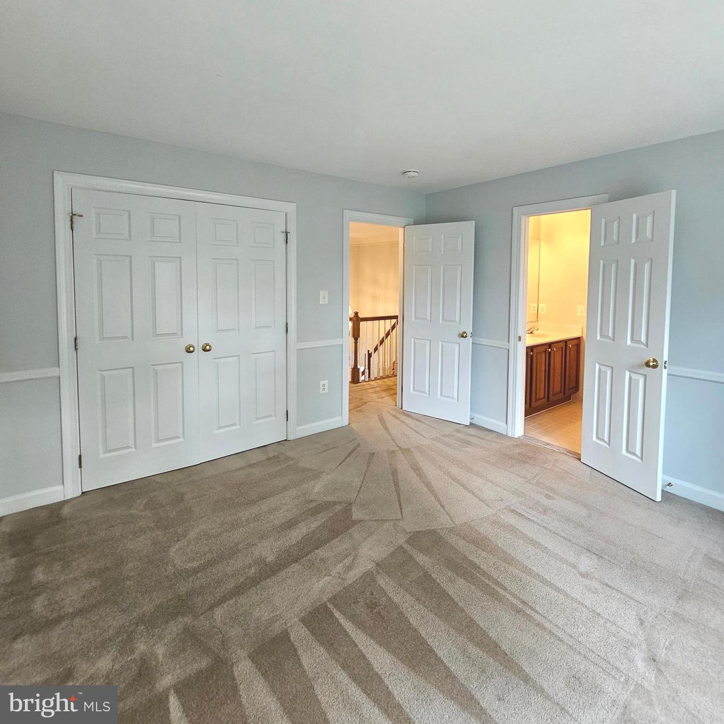5267 TRACTOR LN, FAIRFAX, Virginia 22030, 5 Bedrooms Bedrooms, ,4 BathroomsBathrooms,Residential,For sale,5267 TRACTOR LN,VAFX2258060 MLS # VAFX2258060