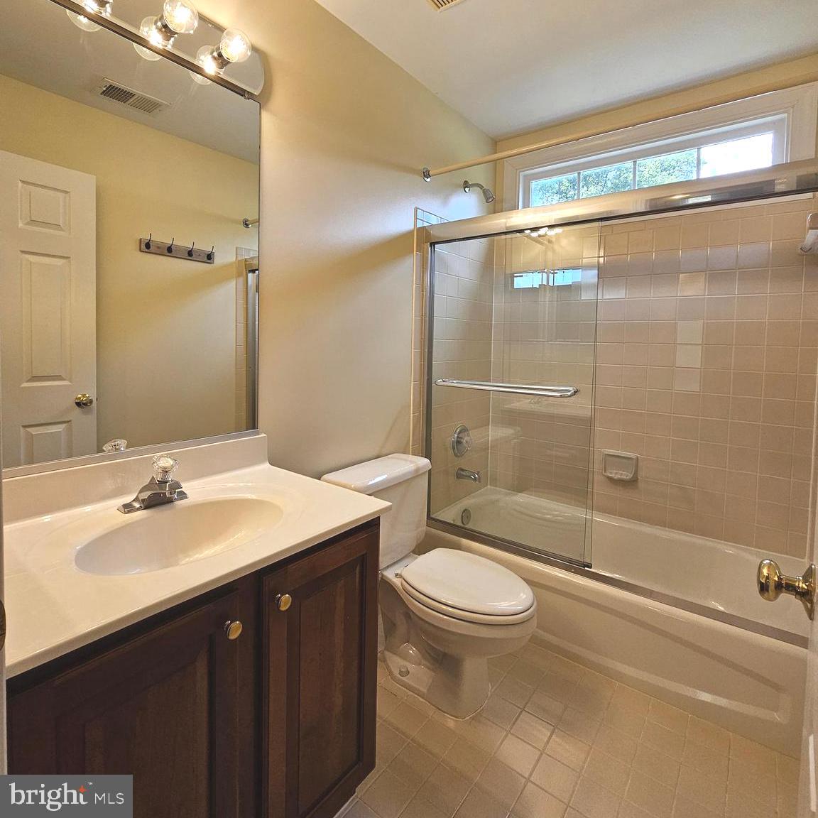 5267 TRACTOR LN, FAIRFAX, Virginia 22030, 5 Bedrooms Bedrooms, ,4 BathroomsBathrooms,Residential,For sale,5267 TRACTOR LN,VAFX2258060 MLS # VAFX2258060